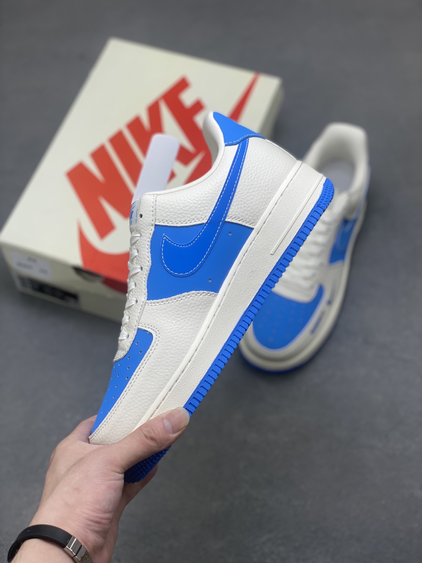 Nike Air Force 1 '07 Low Doraemon Custom Sneakers - Limited Edition 4 i1750797416201 453 0 2