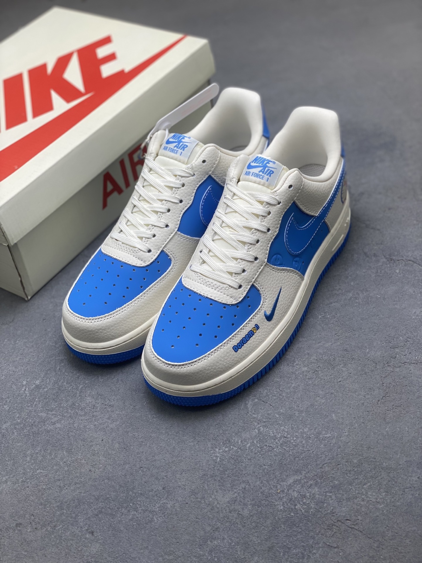 Nike Air Force 1 '07 Low Doraemon Custom Sneakers - Limited Edition 9 i1750797418157 8005 0 7
