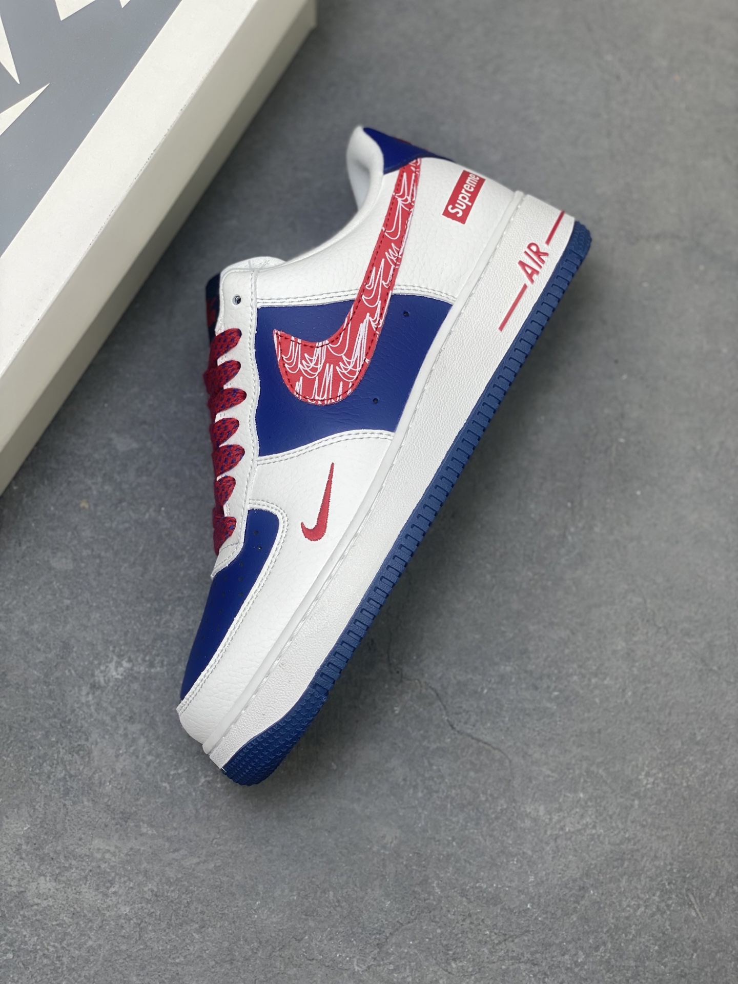 Nike Air Force 1 '07 Low White/Royal Blue Supreme Edition - Limited 8 i1750797519808 9160 0 6