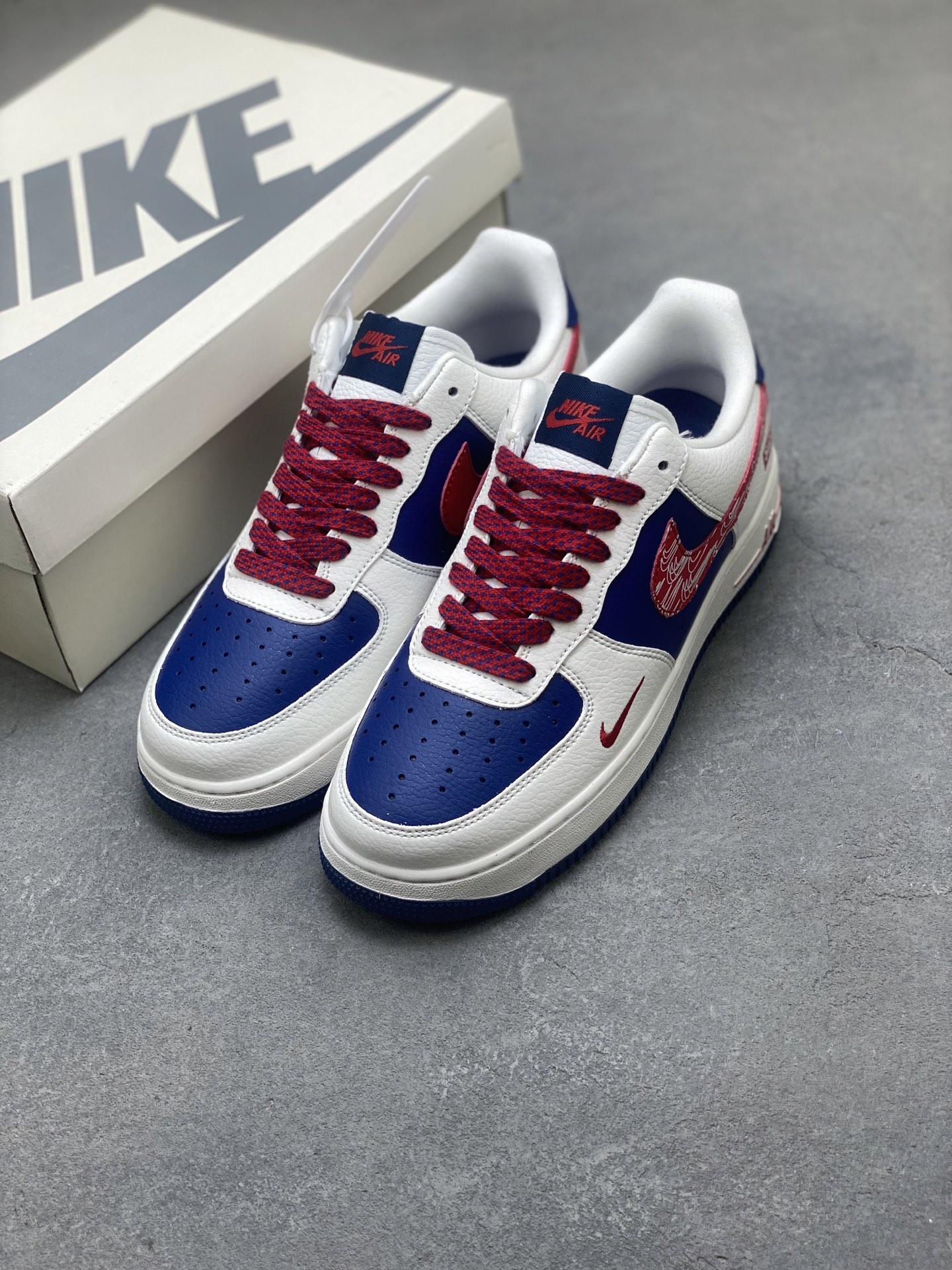 Nike Air Force 1 '07 Low White/Royal Blue Supreme Edition - Limited 9 i1750797525897 4762 0 7