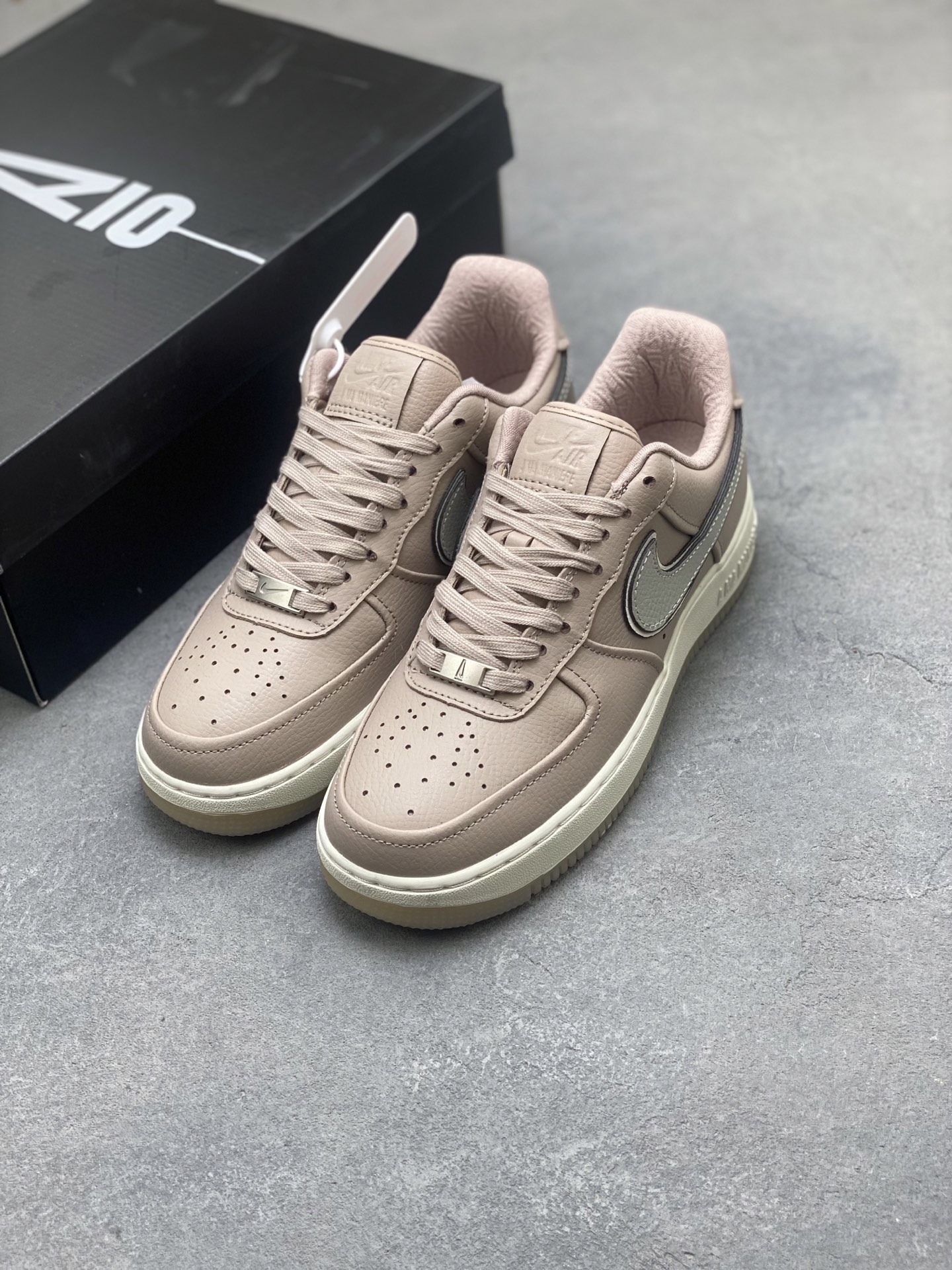 Nike Air Force 1 '07 Low Sneakers - Limited Edition, Premium Comfort 9 i1750797622141 8345 0 7