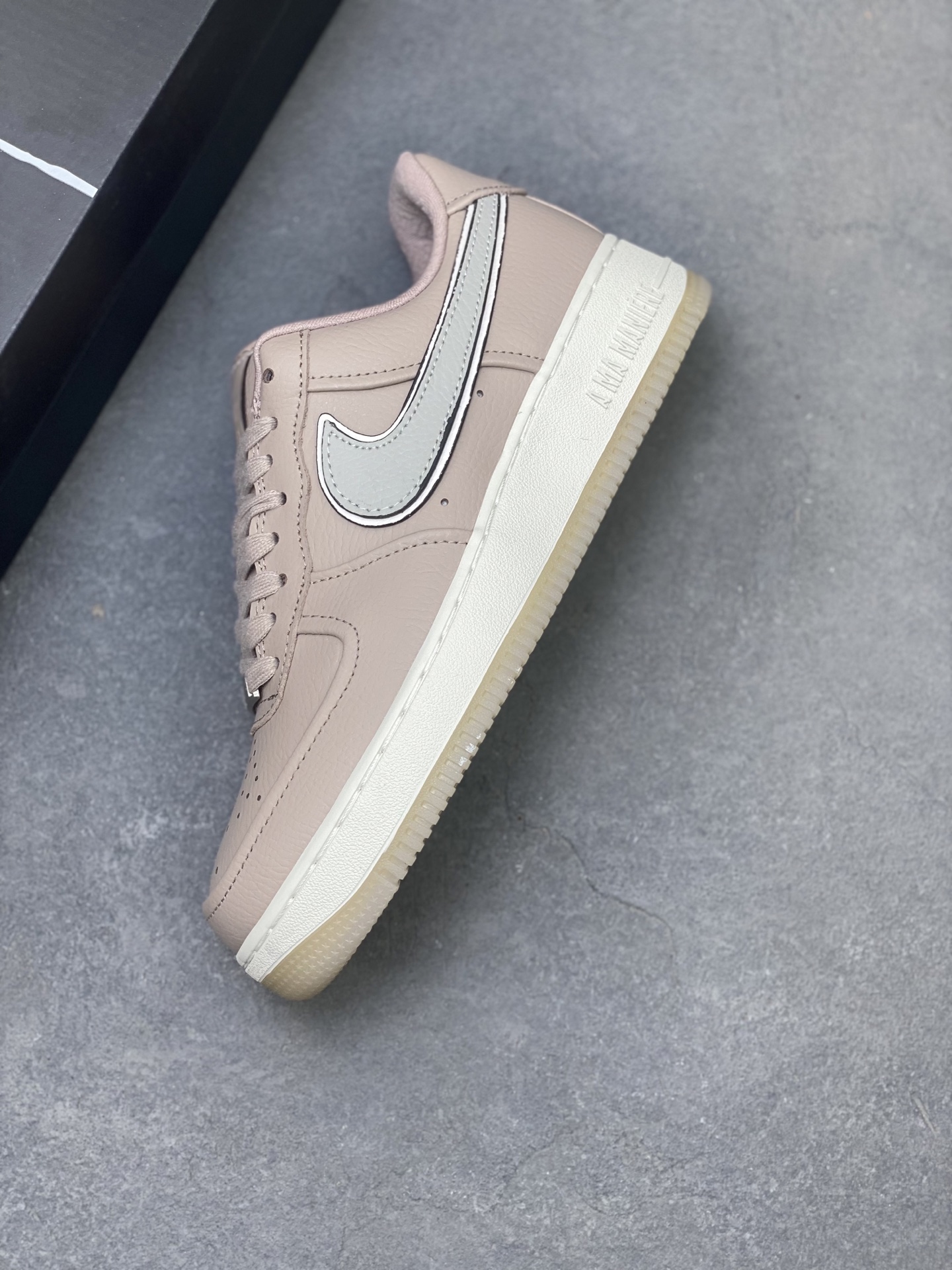 Nike Air Force 1 '07 Low Sneakers - Limited Edition, Premium Comfort 8 i1750797623067 6950 0 6