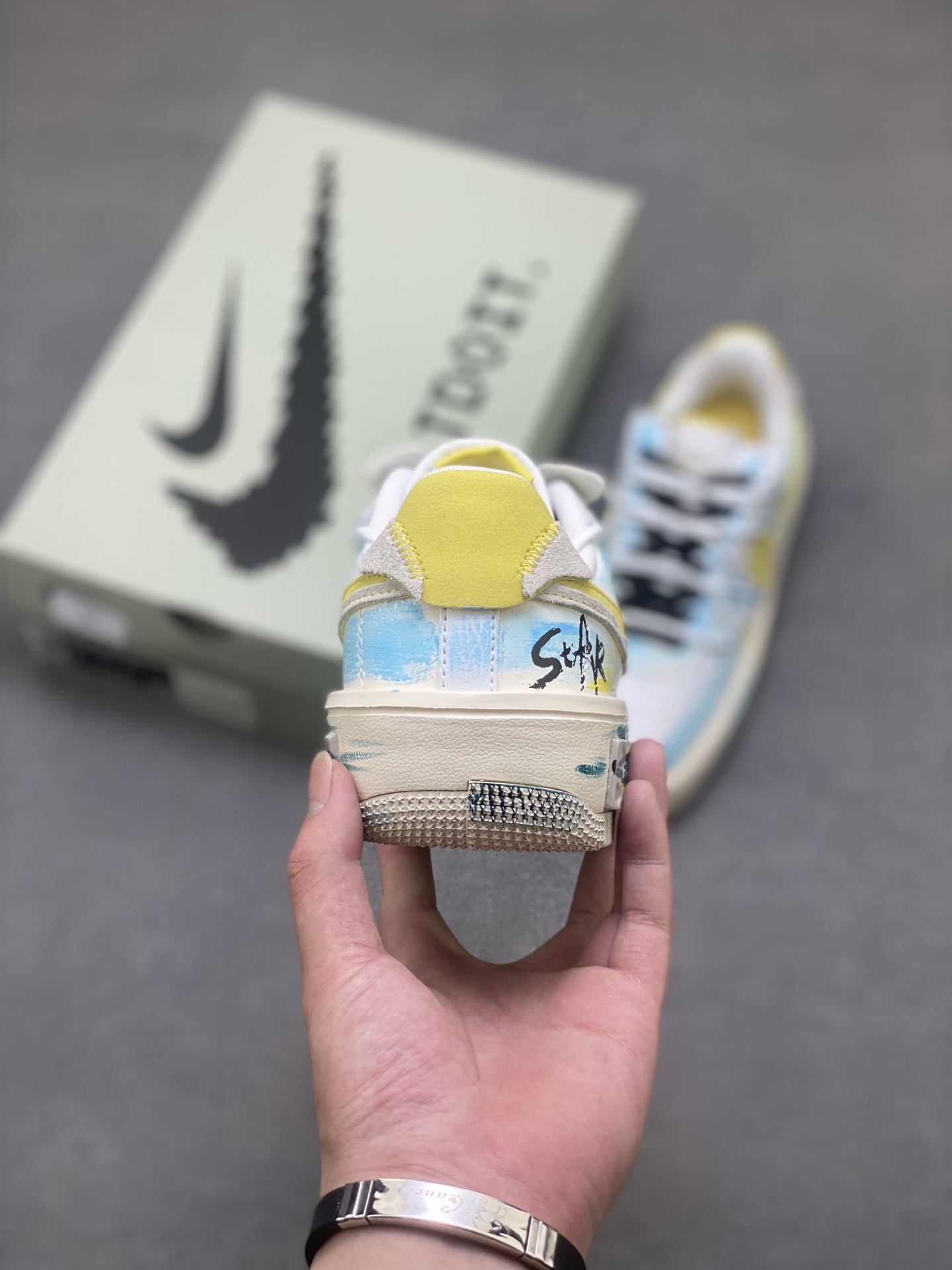 Nike Air Force 1 '07 Low Sneakers Limited Edition - DV6984-011 5 i1750797838833 3889 0 3