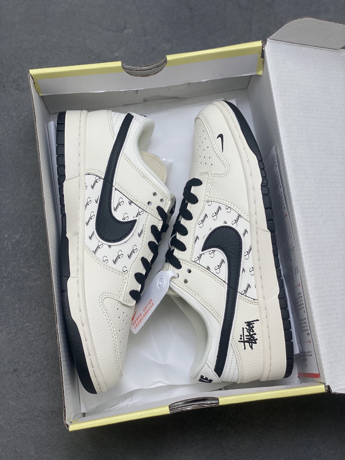 Nike Air Dunk LOW 1 'Stussy' Limited Edition Fashion Sneakers 10 i1750798083121 2518 0 8