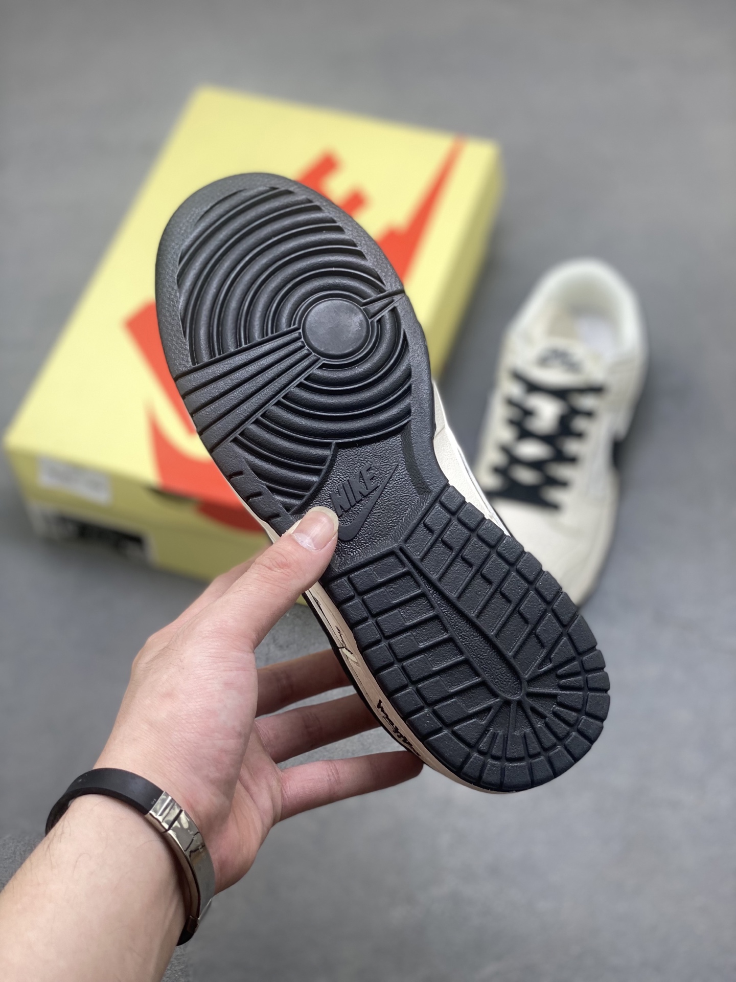 Nike Air Dunk LOW 1 'Stussy' Limited Edition Fashion Sneakers 7 i1750798084263 116 0 5