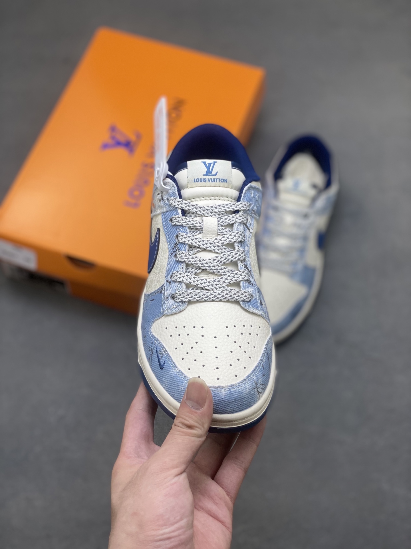 Nike Air Dunk LOW 1 "Louis Vuitton" Limited Edition Fashion Sneakers 3 i1750798142978 6637 0 1