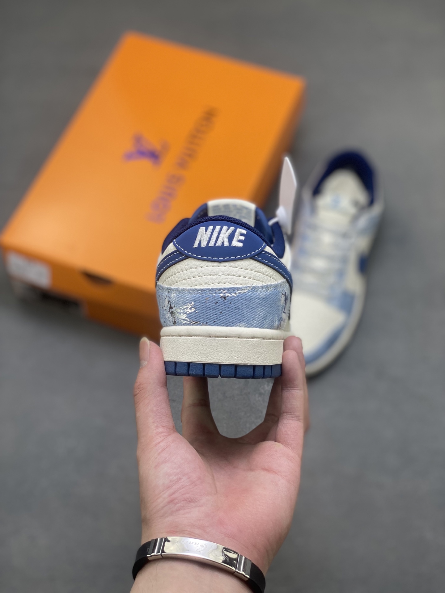 Nike Air Dunk LOW 1 "Louis Vuitton" Limited Edition Fashion Sneakers 5 i1750798149263 8449 0 3