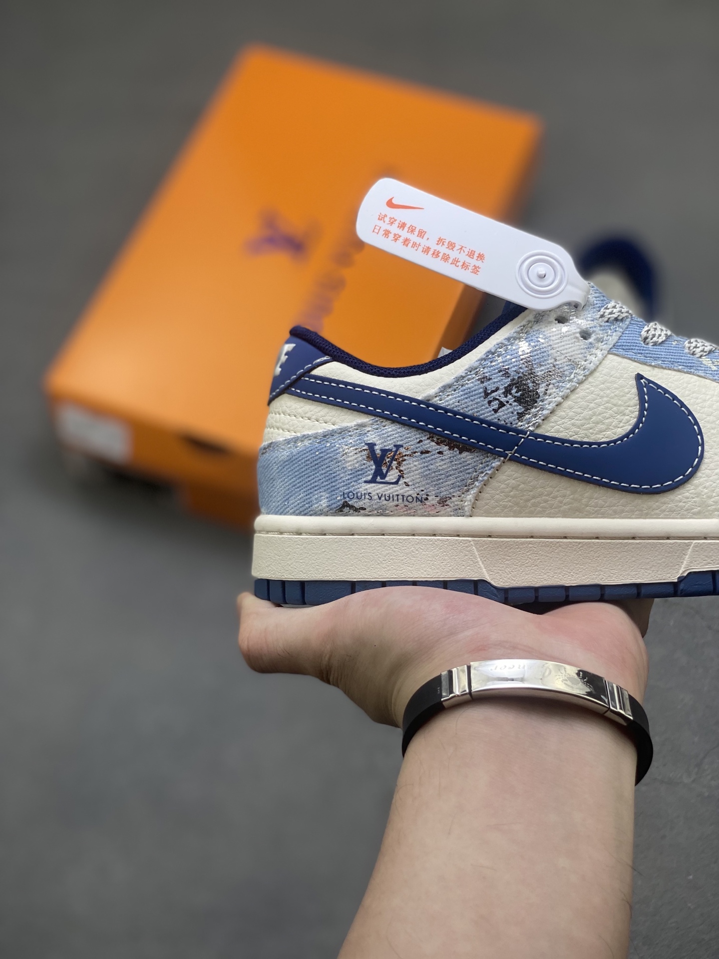 Nike Air Dunk LOW 1 "Louis Vuitton" Limited Edition Fashion Sneakers 6 i1750798149966 9427 0 4