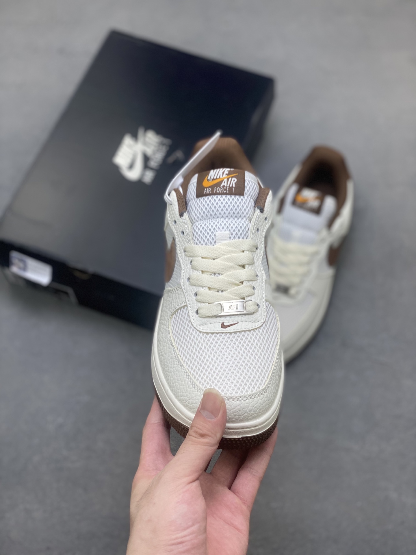 Nike Air Force 1 '07 Low Sneakers - Ivory/Brown, Full-Length Air Cushion 3 i1750893663540 9017 0 1