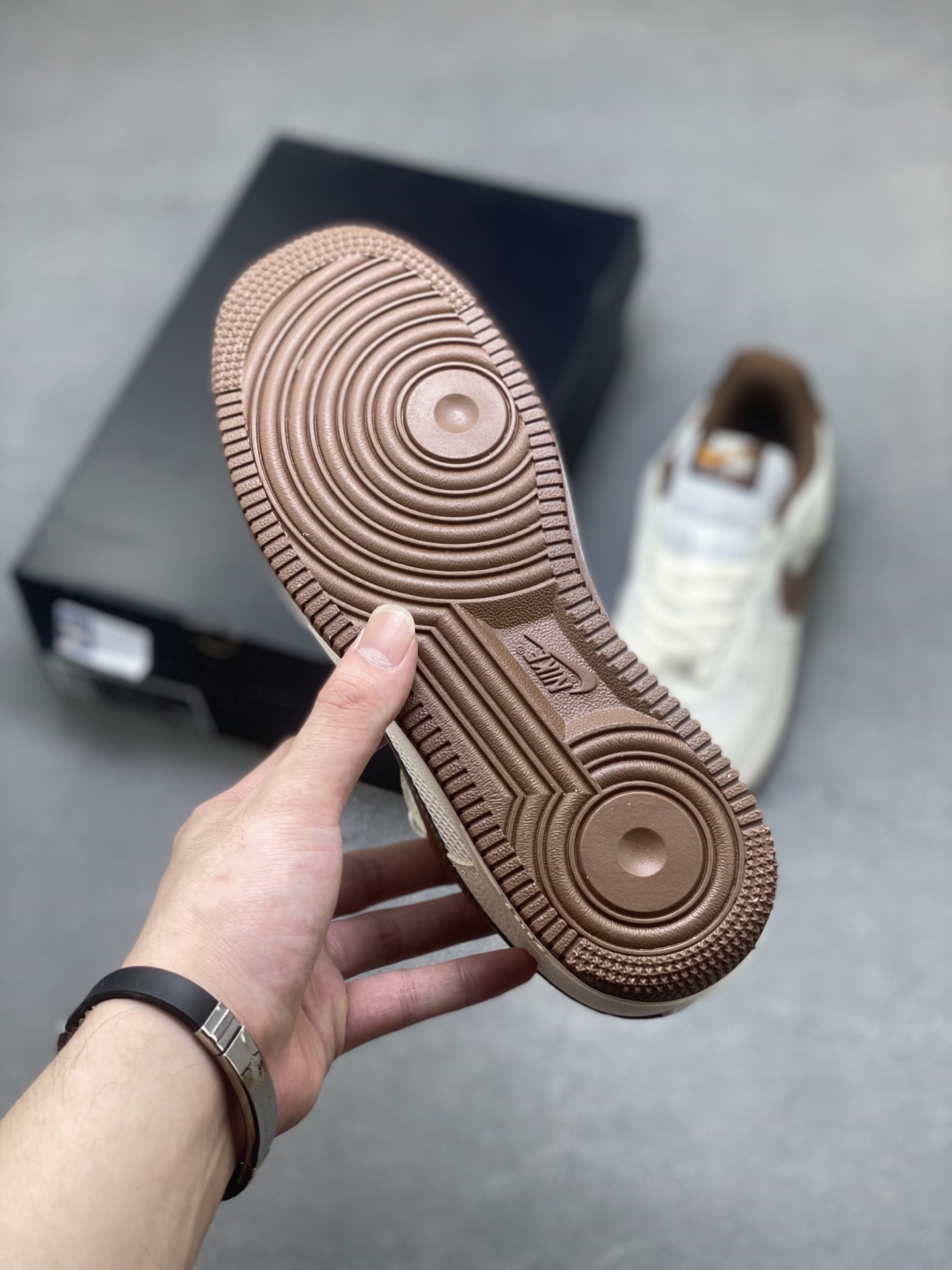 Nike Air Force 1 '07 Low Sneakers - Ivory/Brown, Full-Length Air Cushion 7 i1750893668015 5419 0 5