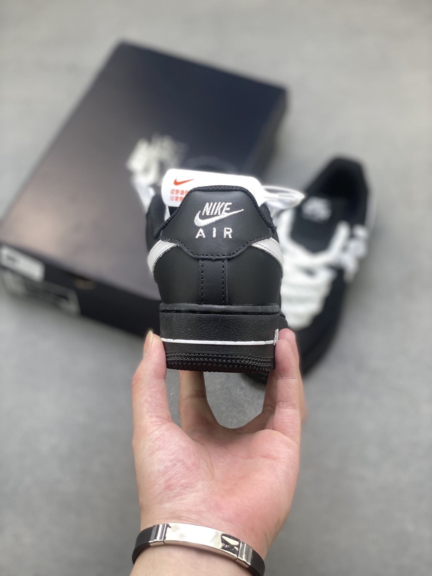Nike Air Force 1 '07 Low Black & White Limited Edition Sneakers 5 i1750893774377 8203 0 3