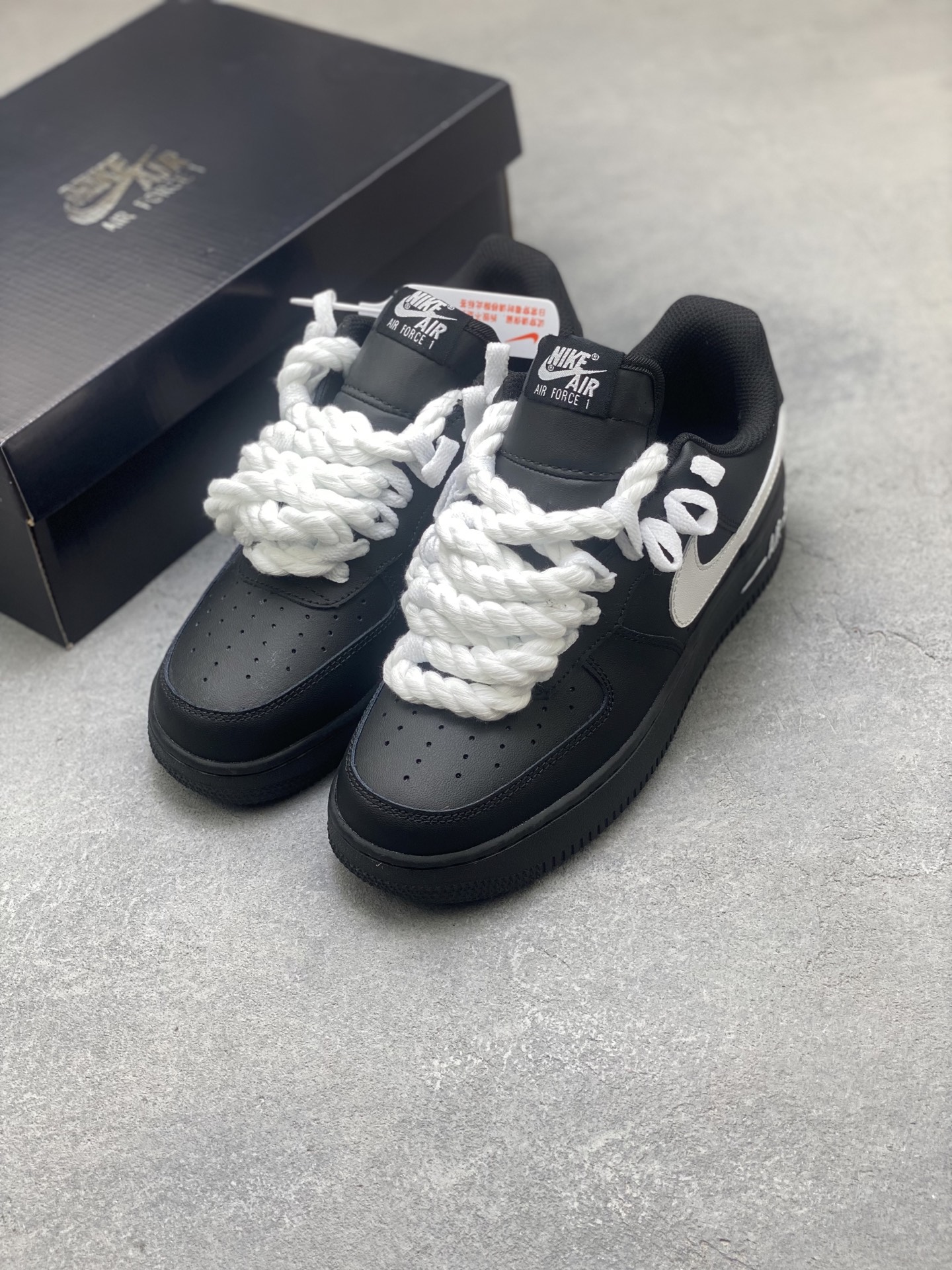 Nike Air Force 1 '07 Low Black & White Limited Edition Sneakers 9 i1750893774438 4407 0 7