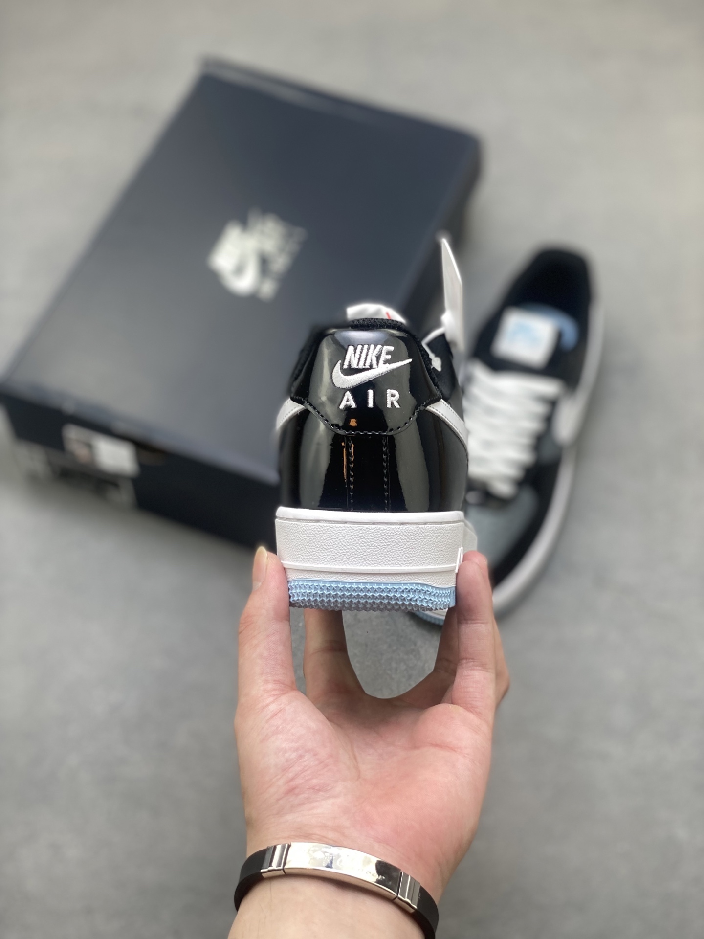 Nike Air Force 1 '07 Low Sneakers - Limited Edition, Company Grade 5 i1750893937340 8435 0 3