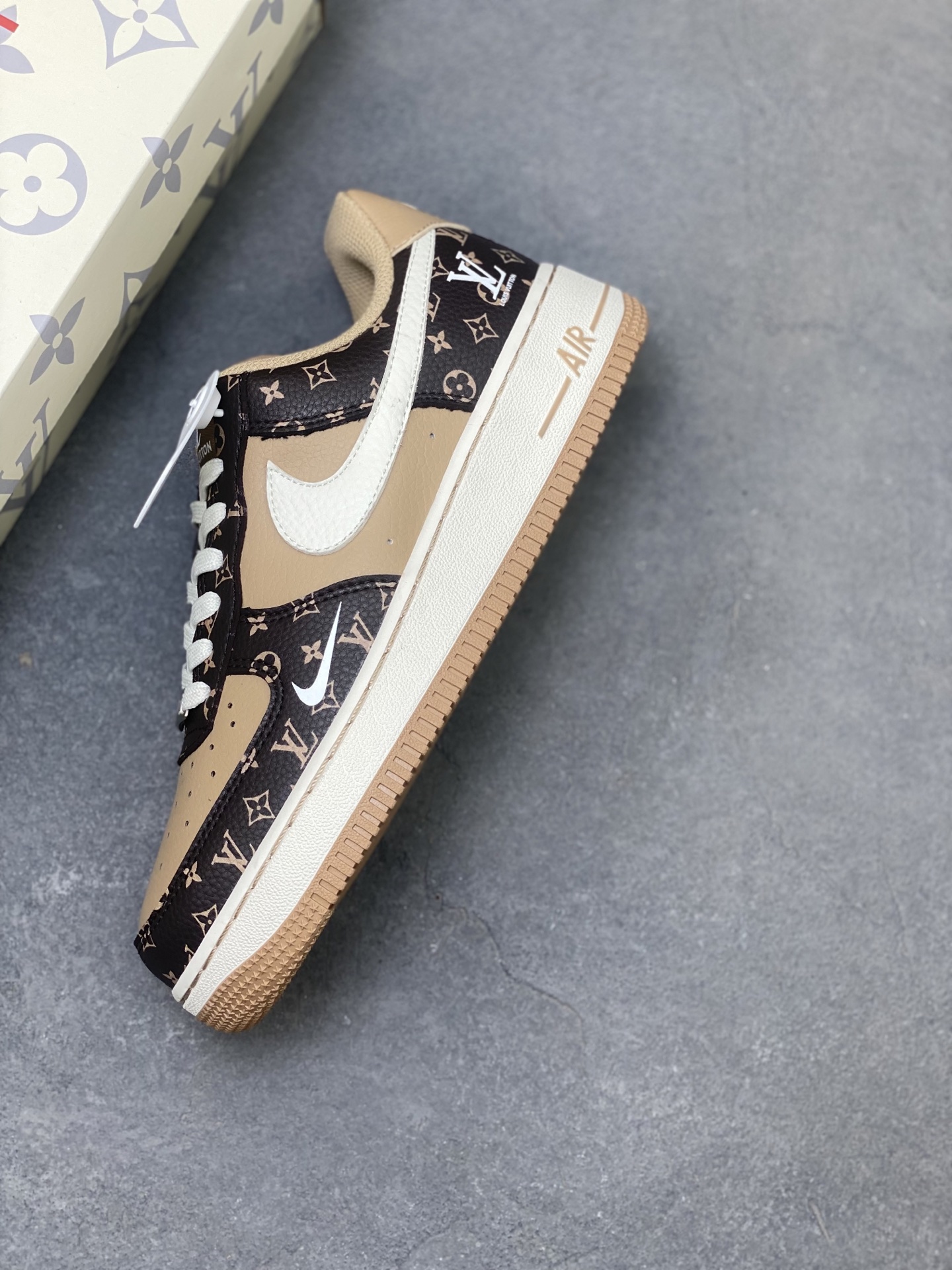 Nike Air Force 1 '07 Low Custom Louis Vuitton - Limited Edition Sneakers 8 i1750894001124 6197 0 6