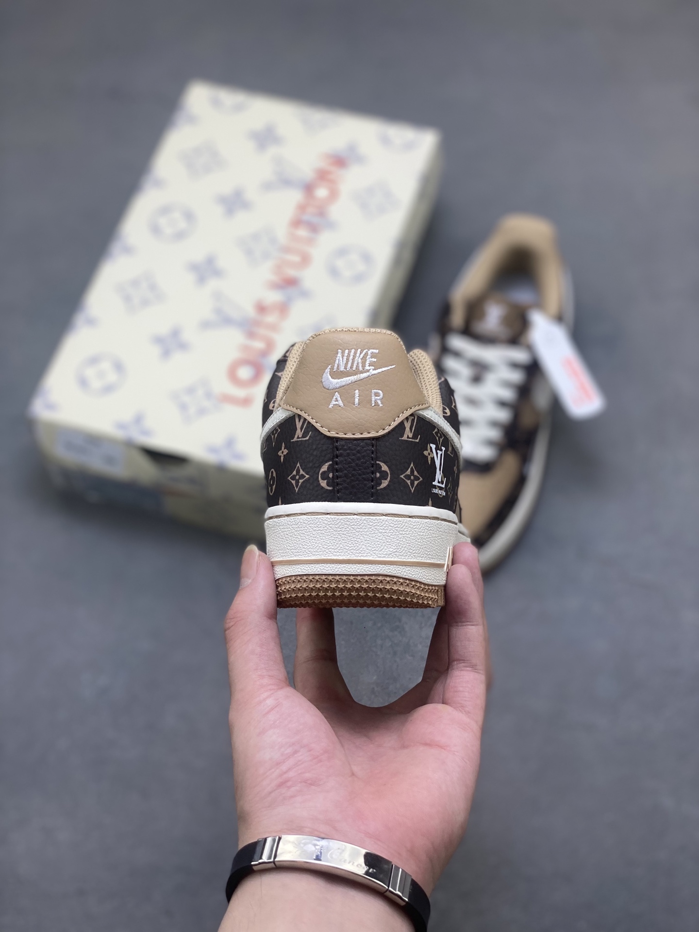 Nike Air Force 1 '07 Low Custom Louis Vuitton - Limited Edition Sneakers 5 i1750894001206 7640 0 3