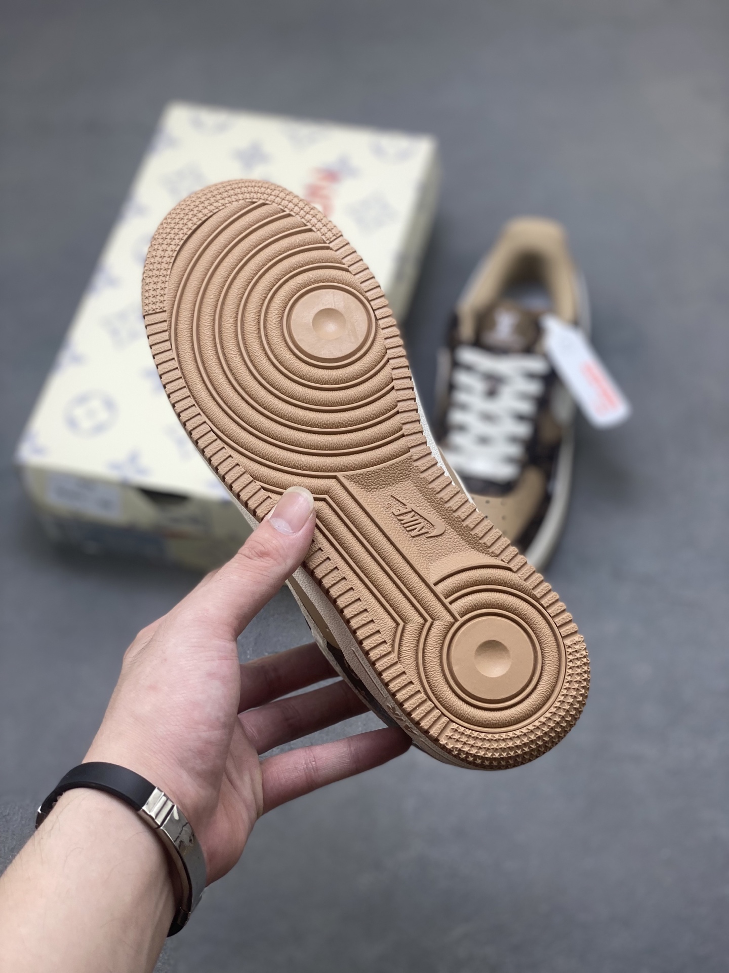 Nike Air Force 1 '07 Low Custom Louis Vuitton - Limited Edition Sneakers 7 i1750894008038 7115 0 5
