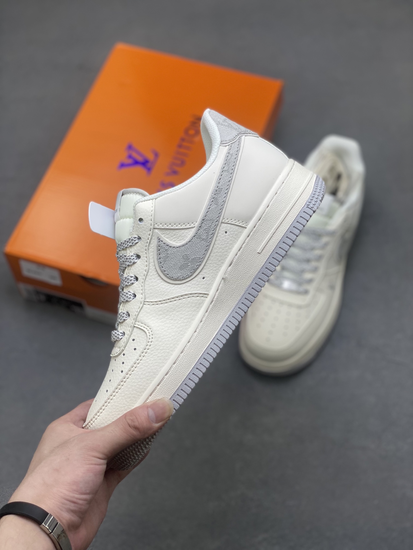 Nike Air Force 1 Low Louis Vuitton Custom Sneakers - Limited Edition 4 i1750894048108 6593 0 2