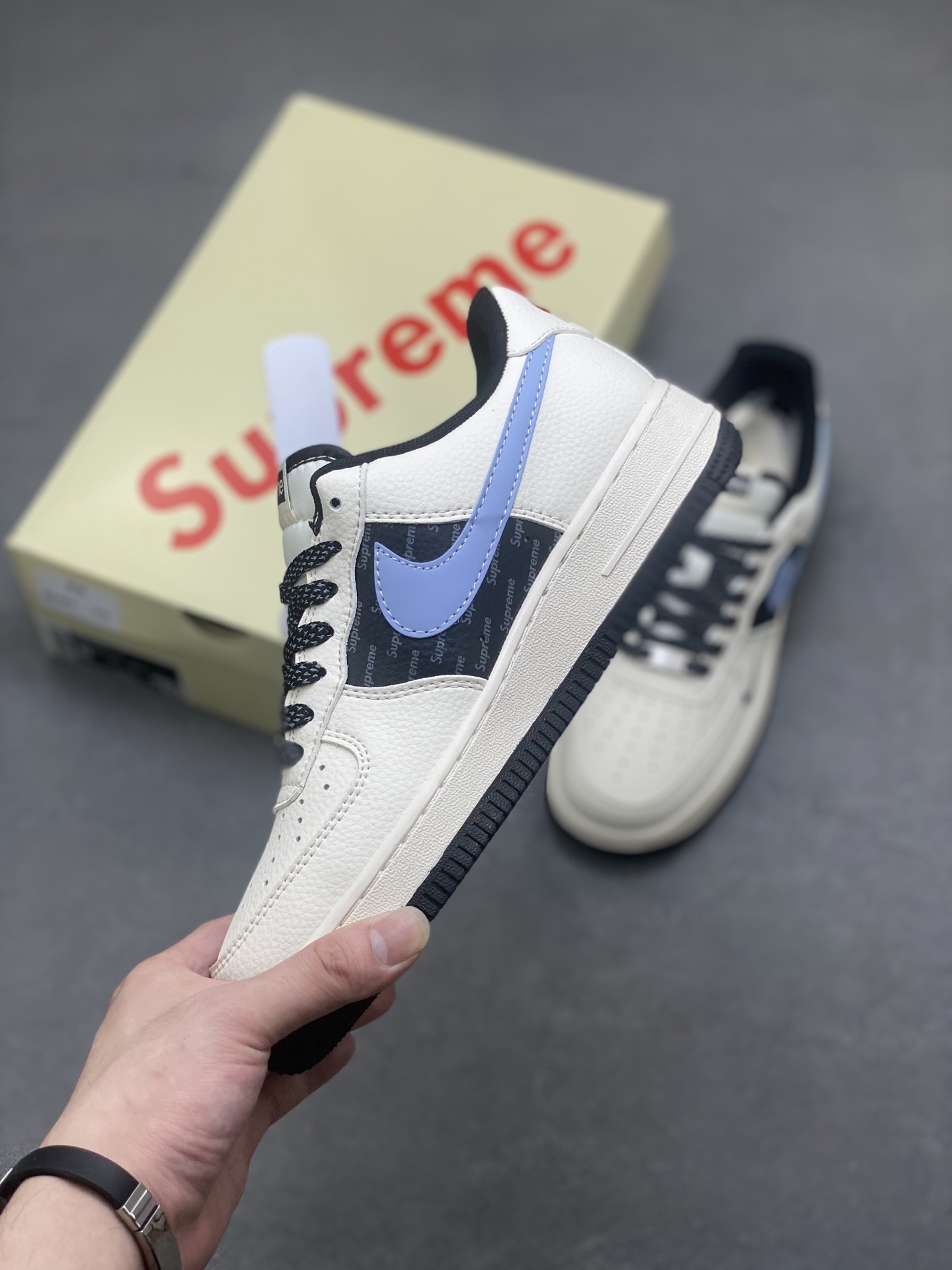 Nike Air Force 1 '07 Low Supreme Sneakers Designer Casual Shoes 4 i1750894105743 7428 0 2
