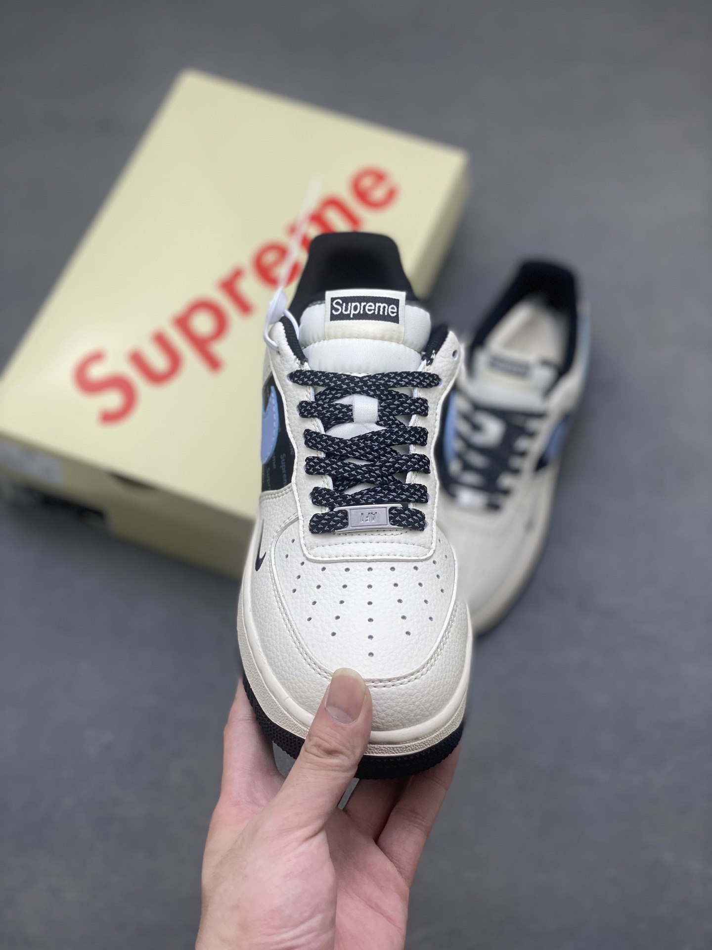 Nike Air Force 1 '07 Low Supreme Sneakers Designer Casual Shoes 3 i1750894111701 7764 0 1