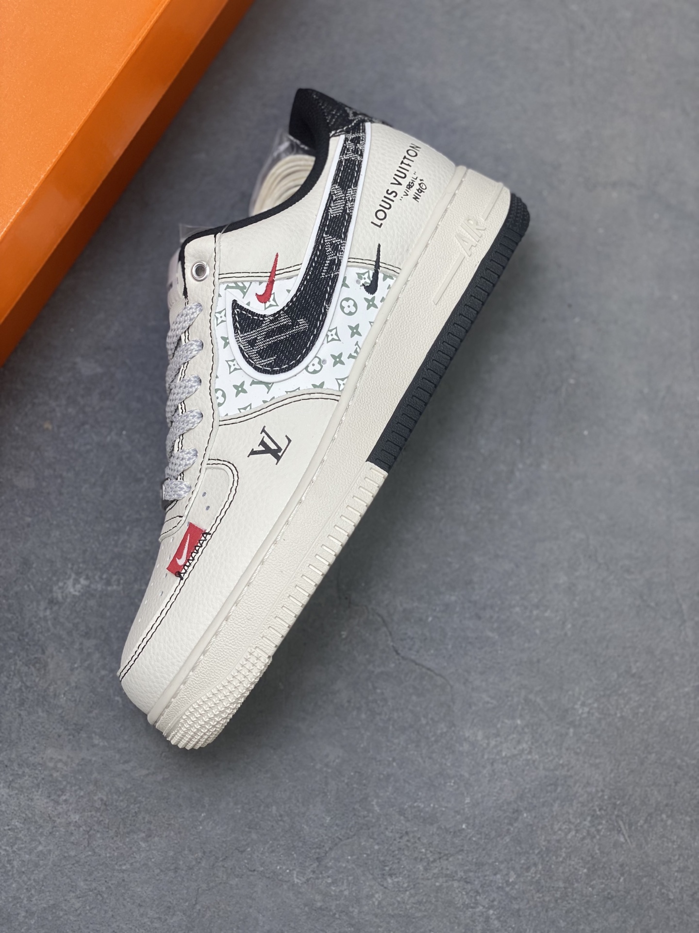Nike Air Force 1 '07 Low Louis Vuitton Custom Sneakers Limited Edition 8 i1750894177212 7745 0 6