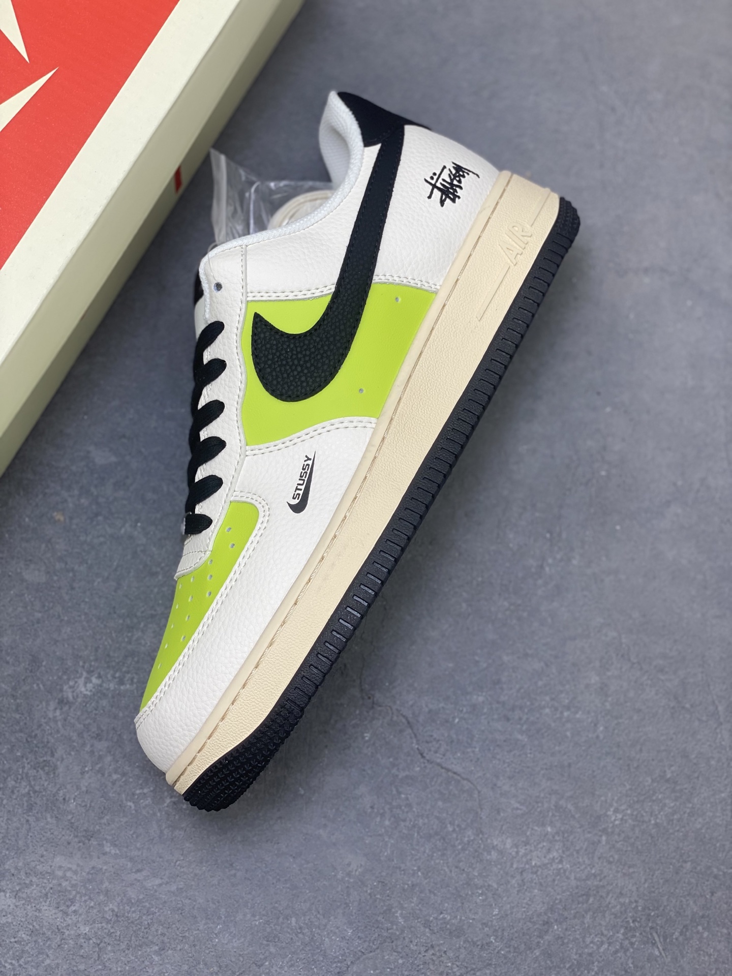 Nike Air Force 1 '07 Low Stussy - Lime Green and Black Limited Edition 8 i1751051756400 1452 0 6
