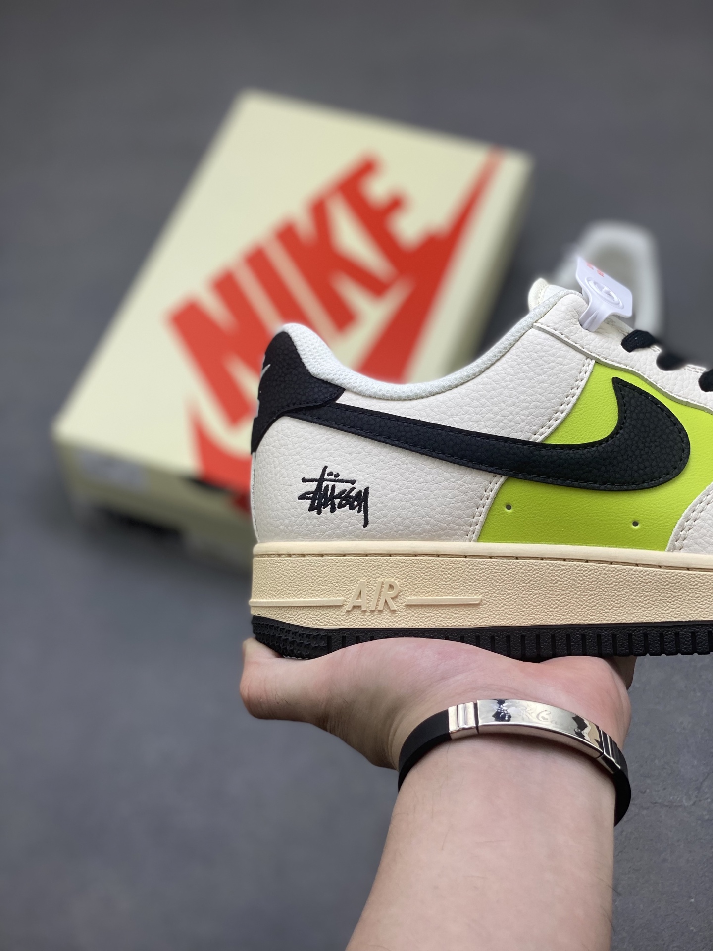 Nike Air Force 1 '07 Low Stussy - Lime Green and Black Limited Edition 6 i1751051757698 5847 0 4