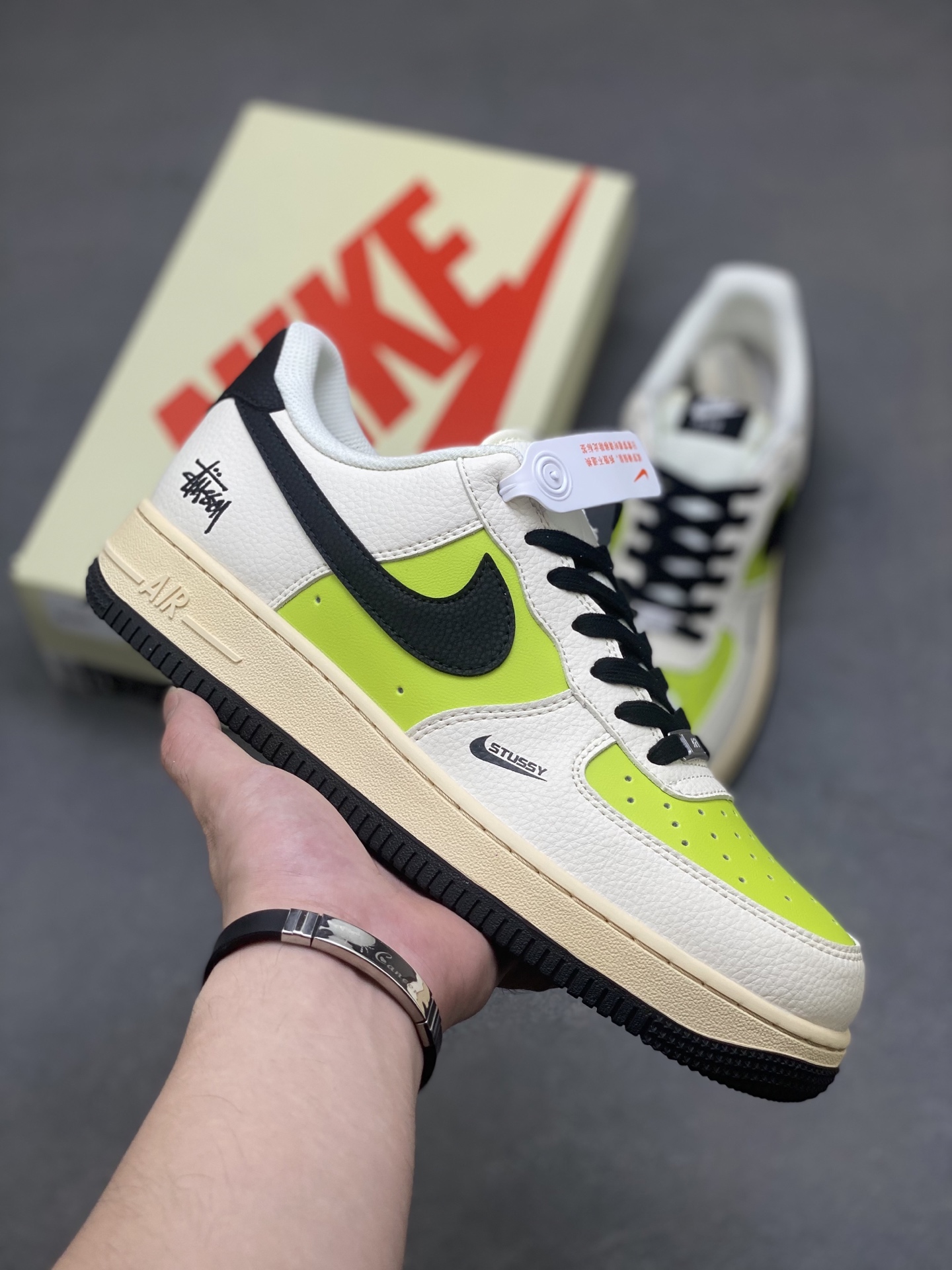 Nike Air Force 1 '07 Low Stussy - Lime Green and Black Limited Edition 2 i1751051764065 6868 0 0