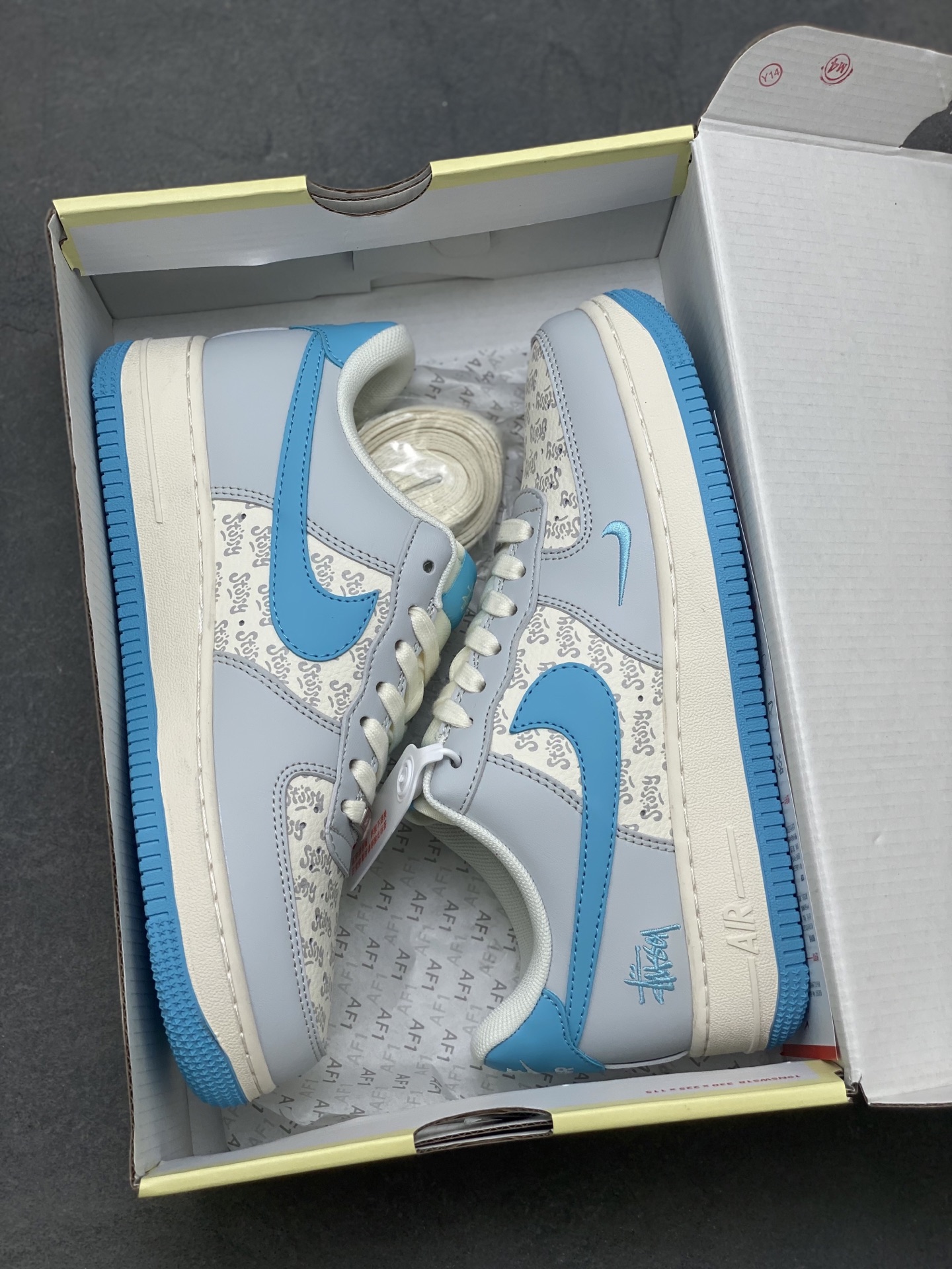 Nike Air Force 1 '07 Low Stussy Collab - Fluorescent Blue Printed Sneakers 10 i1751051950828 5498 0 8
