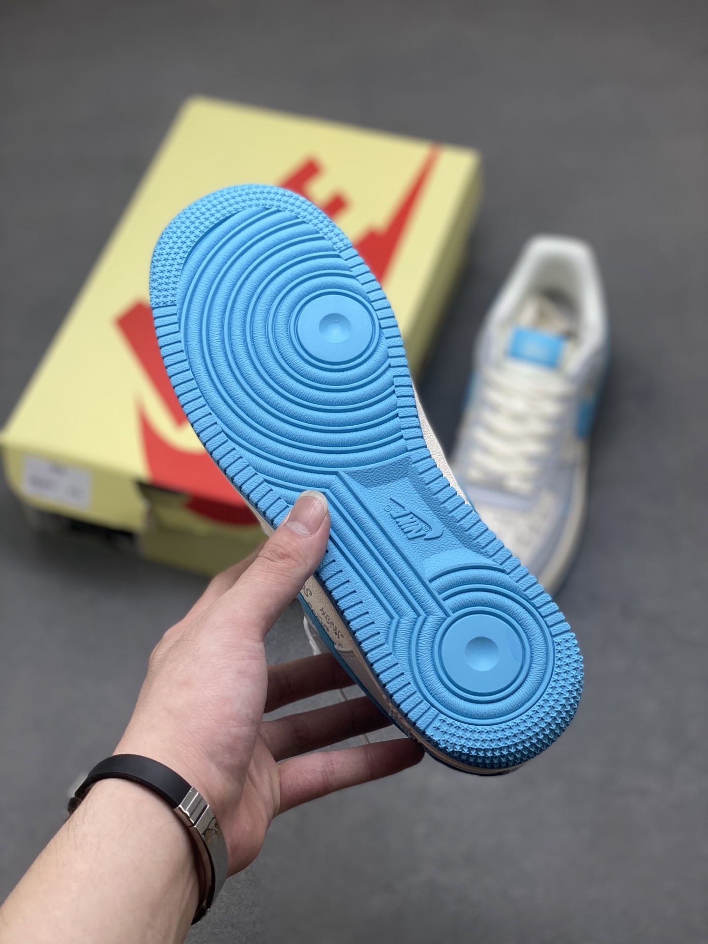 Nike Air Force 1 '07 Low Stussy Collab - Fluorescent Blue Printed Sneakers 7 i1751051952276 9537 0 5