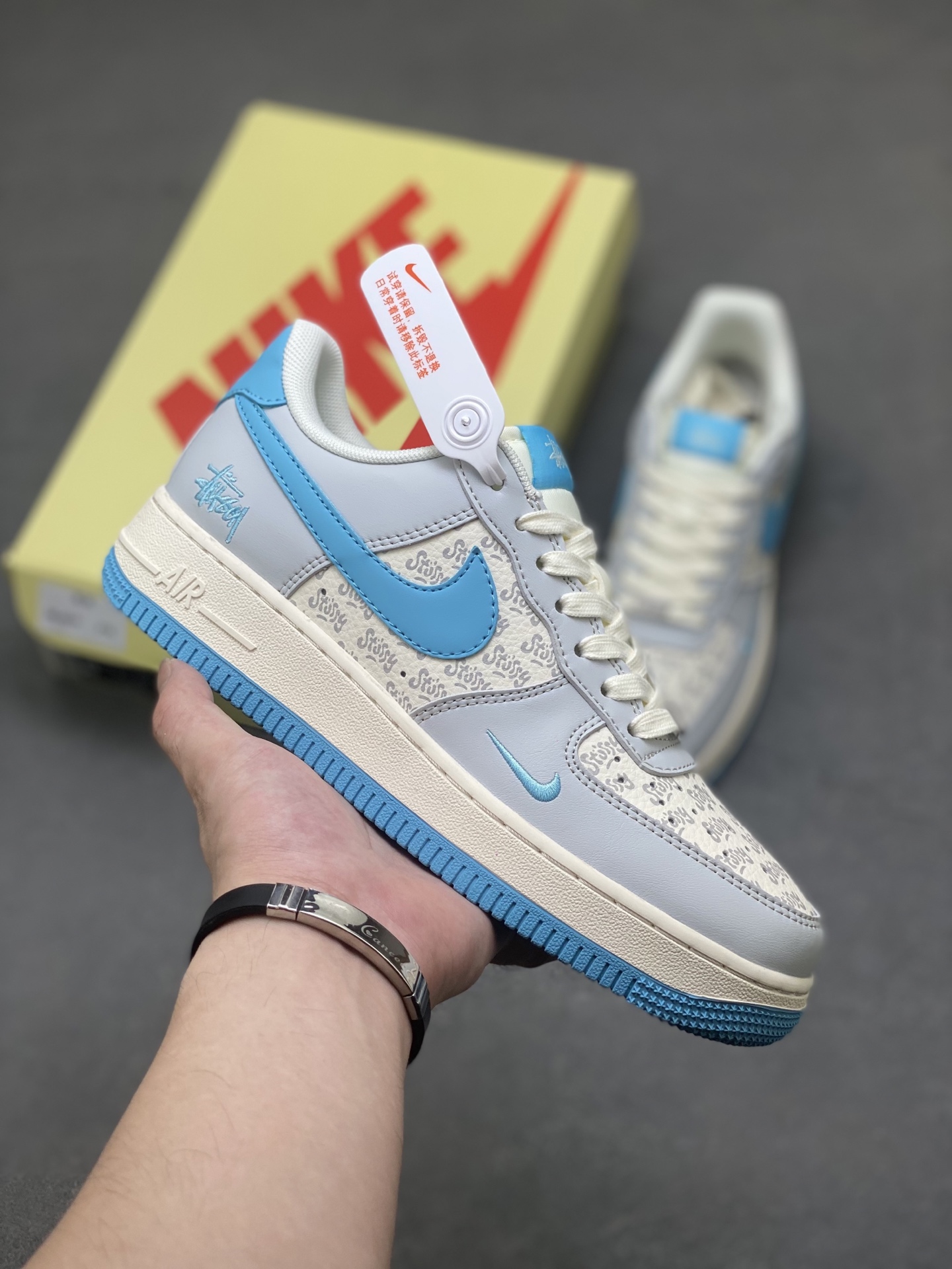 Nike Air Force 1 '07 Low Stussy Collab - Fluorescent Blue Printed Sneakers 2 i1751051960323 5810 0 0