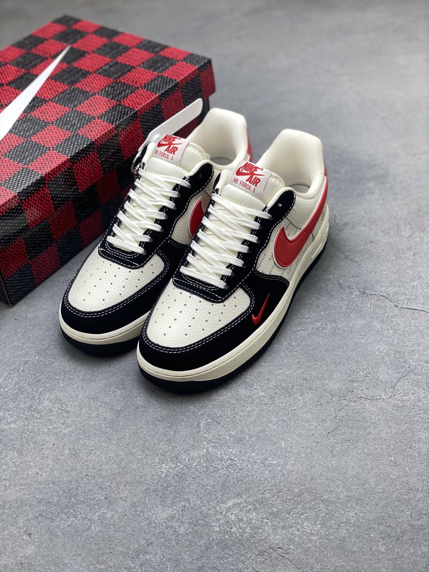 Nike Air Force 1 '07 Low Black Red - Limited Edition Sneakers 9 i1751134208833 7782 0 7