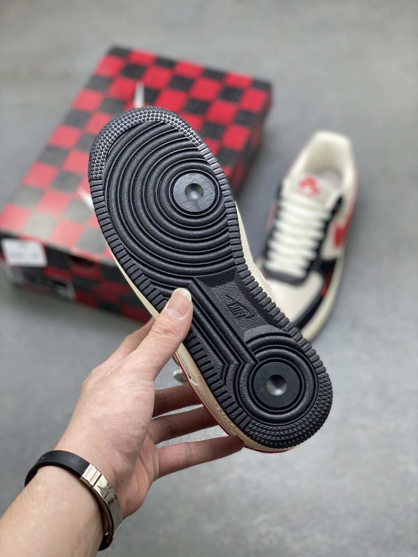 Nike Air Force 1 '07 Low Black Red - Limited Edition Sneakers 7 i1751134213257 9492 0 5