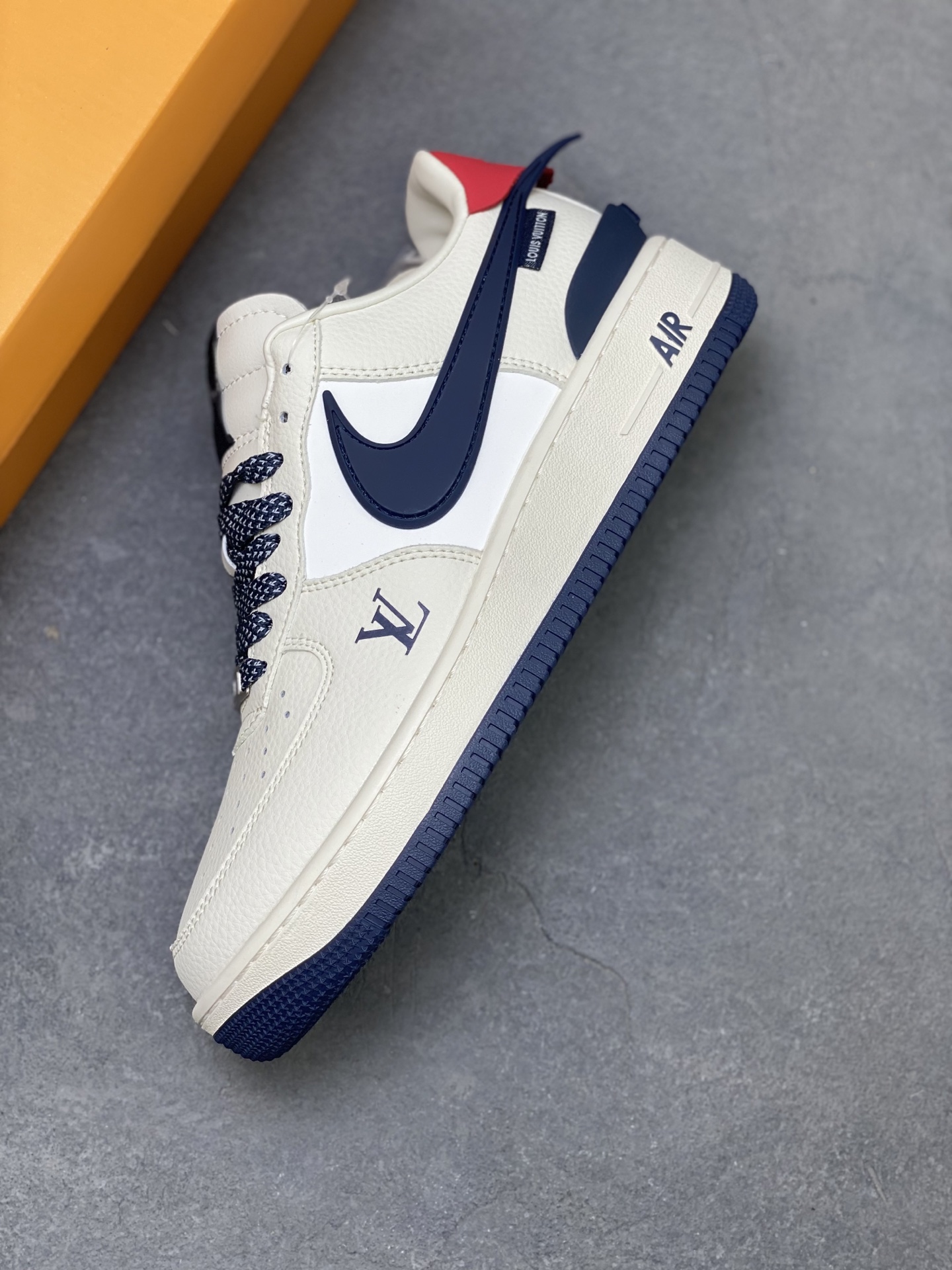 Nike Air Force 1 '07 Low Louis Vuitton Deep Blue Sneakers 8 i1751134257770 9648 0 6