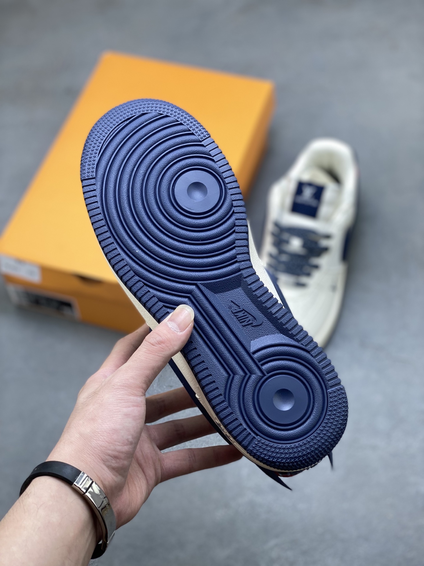 Nike Air Force 1 '07 Low Louis Vuitton Deep Blue Sneakers 7 i1751134278576 7876 0 5