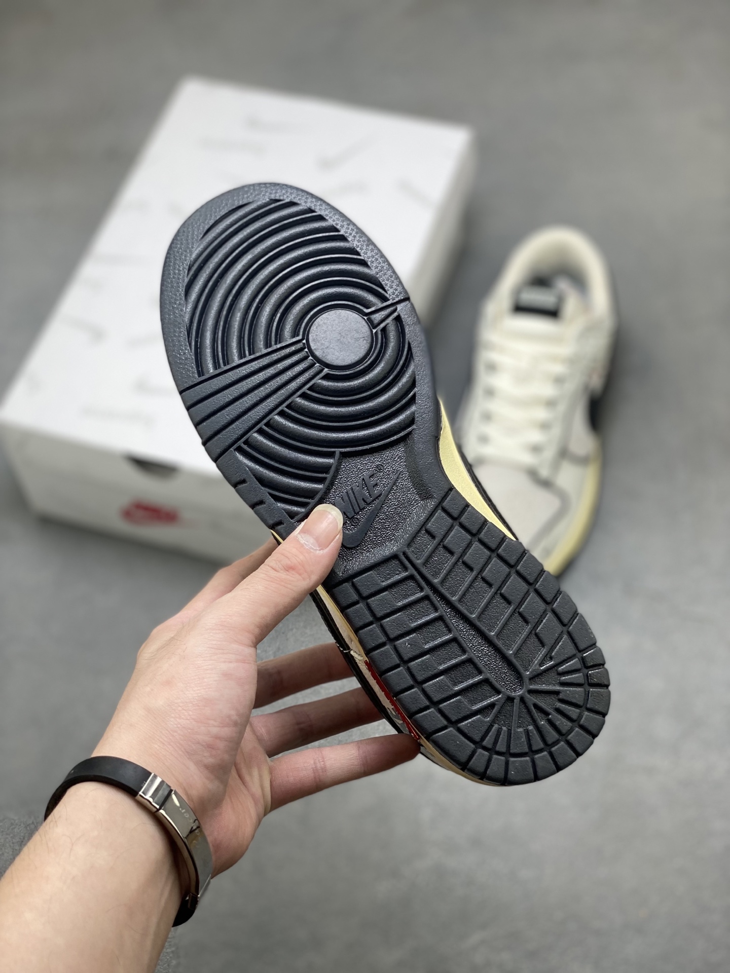 Nike Dunk SB Low Custom Sneakers - Stylish, Comfortable, and Durable Shoes 7 i1751134613134 1623 0 5