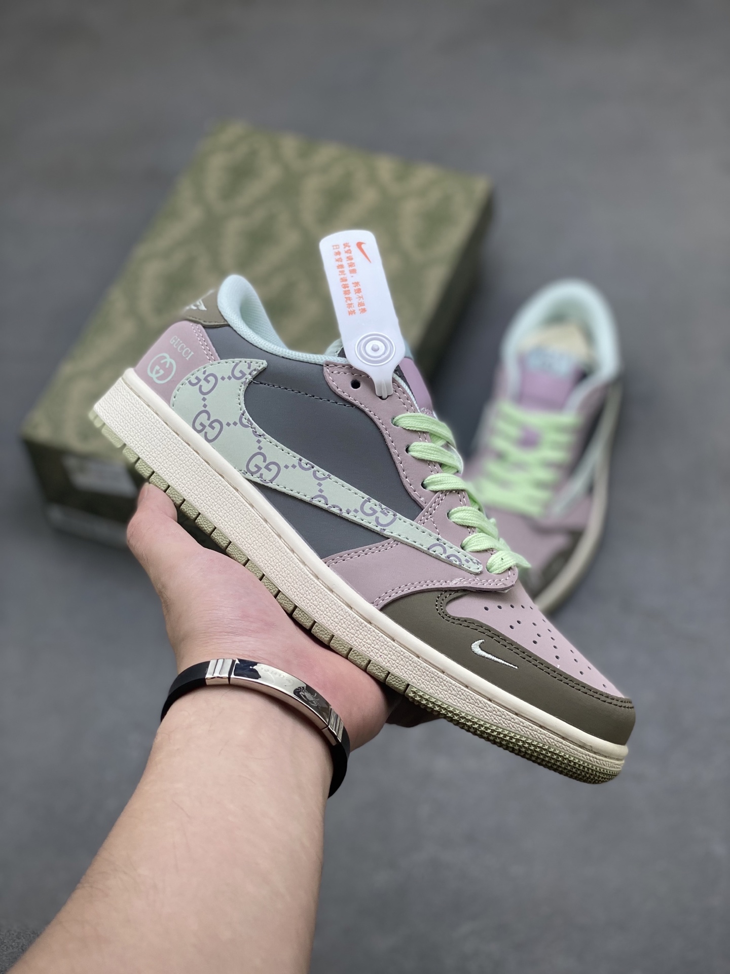 Nike Air Jordan Travis Scott DIY Low Top Sneaker - Limited Edition 2 i1751134679133 3686 0 0