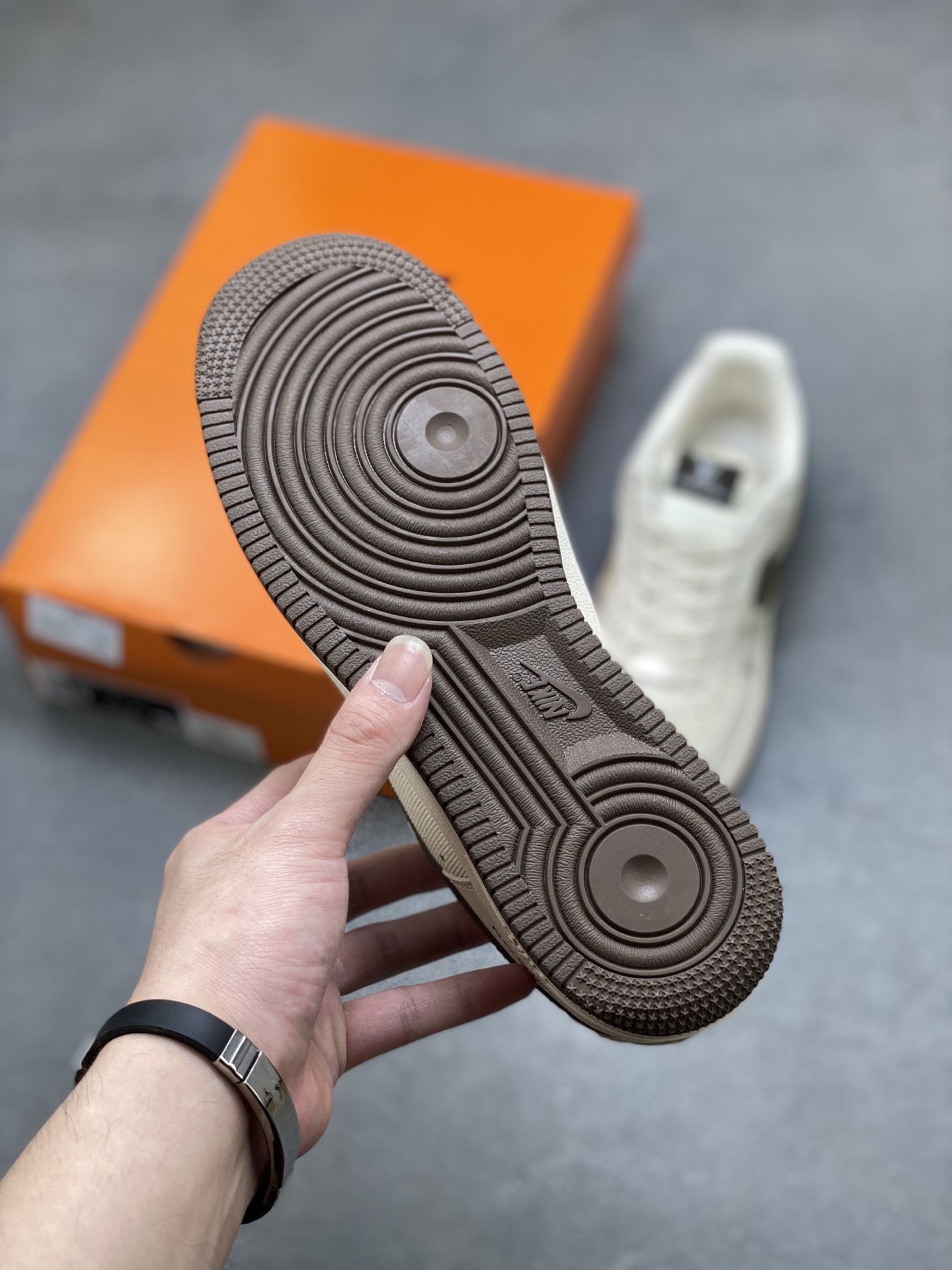 Nike Air Force 1 '07 Low Louis Vuitton Cappuccino Sneakers 7 i1751224798274 8093 0 5