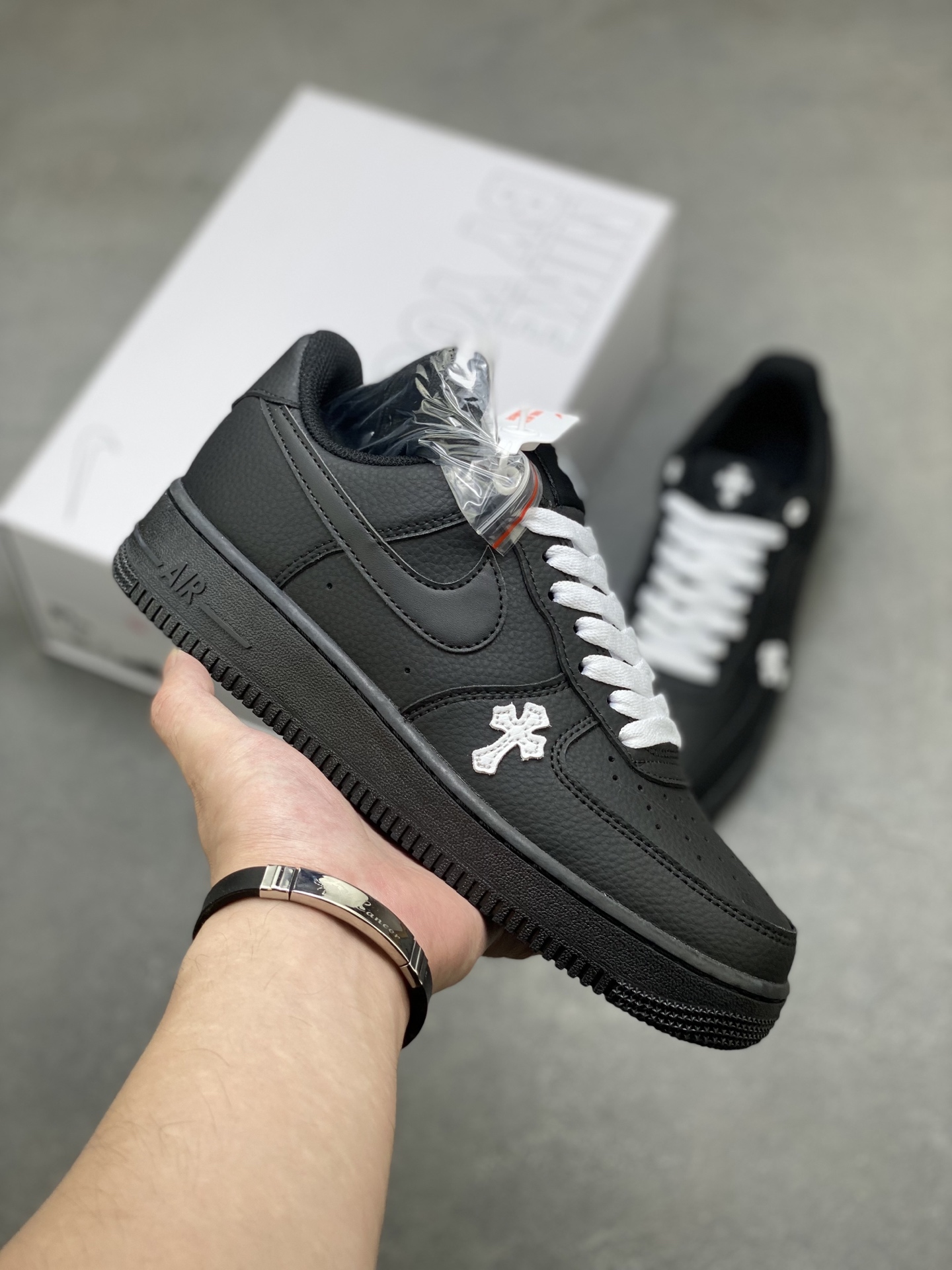 Nike Air Force 1 Low Black White Cross Sneakers - Original Quality 2 i1751224921181 6047 0 0