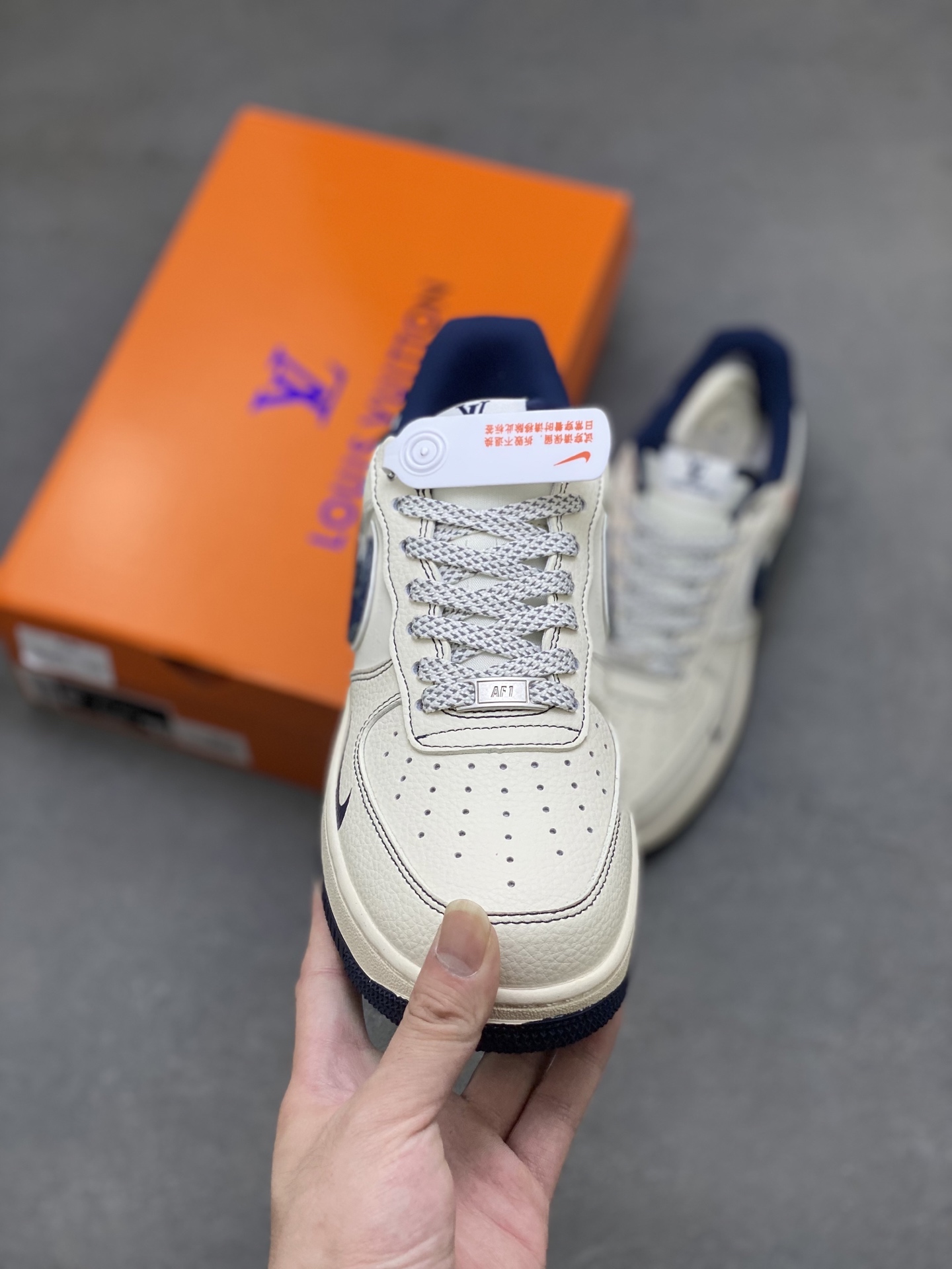 Nike Air Force 1 '07 Low Louis Vuitton Collab Sneakers - Limited Edition 3 i1751224976678 6668 0 1