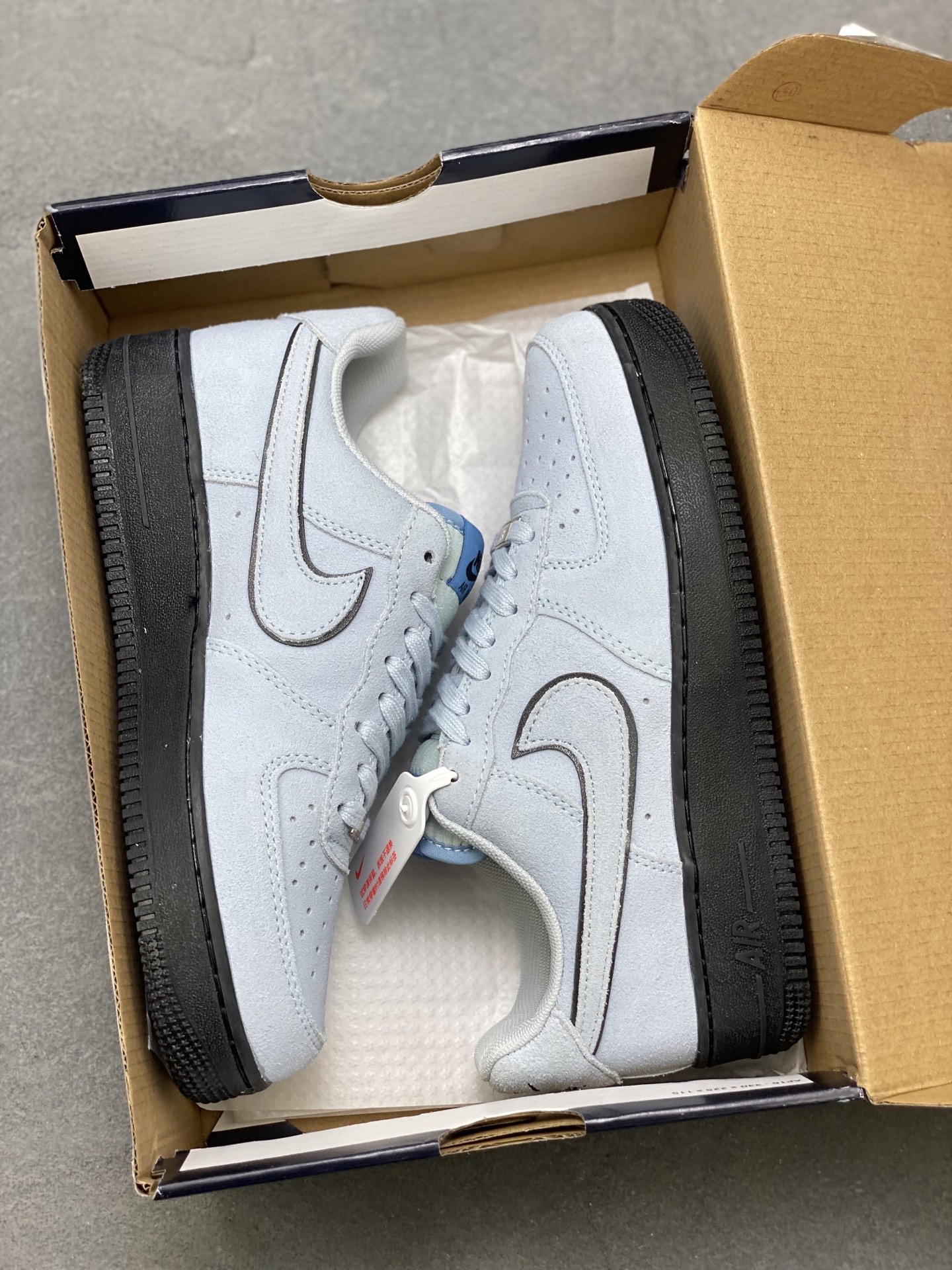 Nike Air Force 1 Low '07 Blue Suede Sneakers - Iconic Style & Comfort 10 i1751225109758 525 0 8