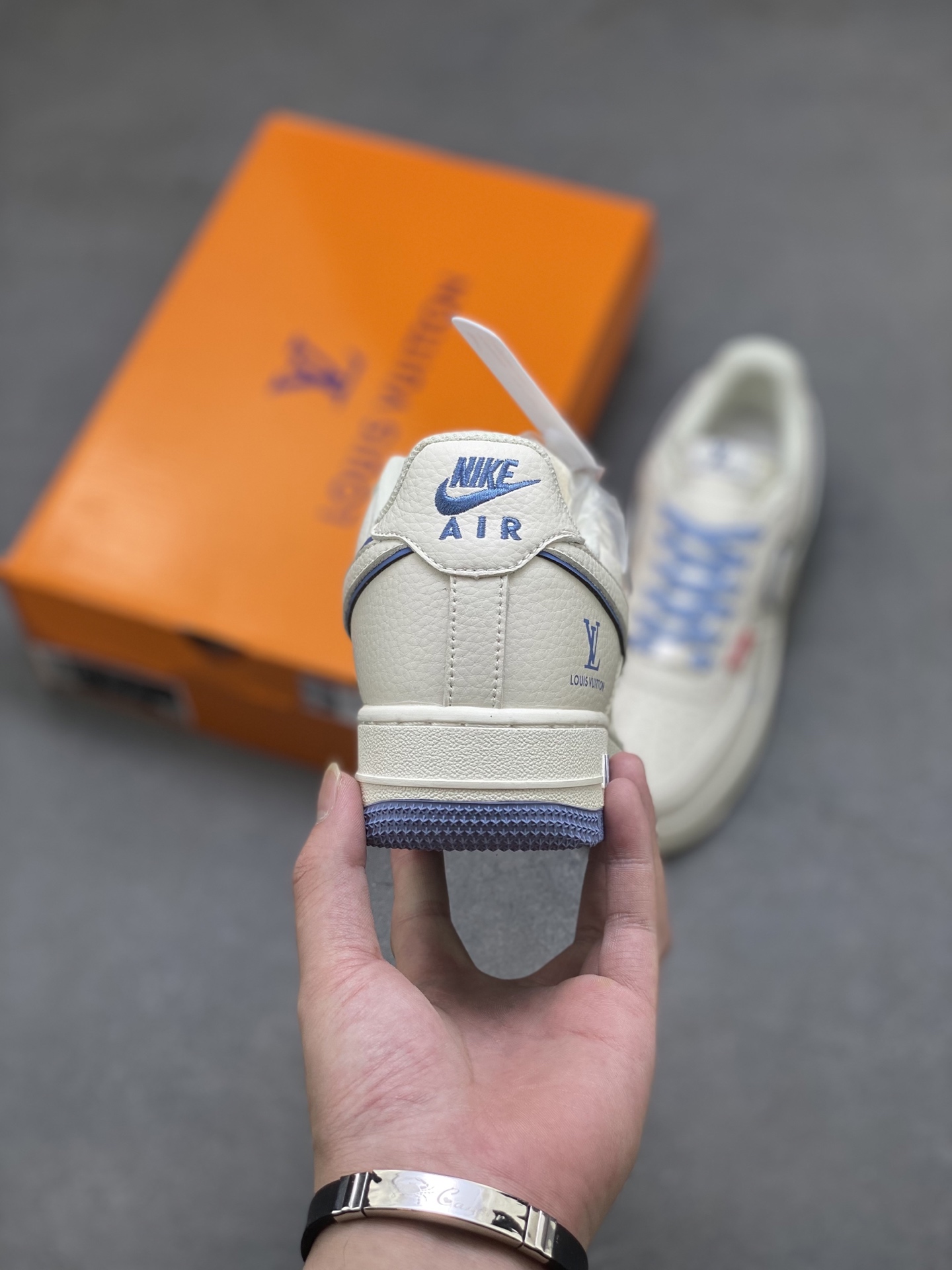 Nike Air Force 1 '07 Low Louis Vuitton Sneakers - Limited Edition 5 i1751225251912 3478 0 3