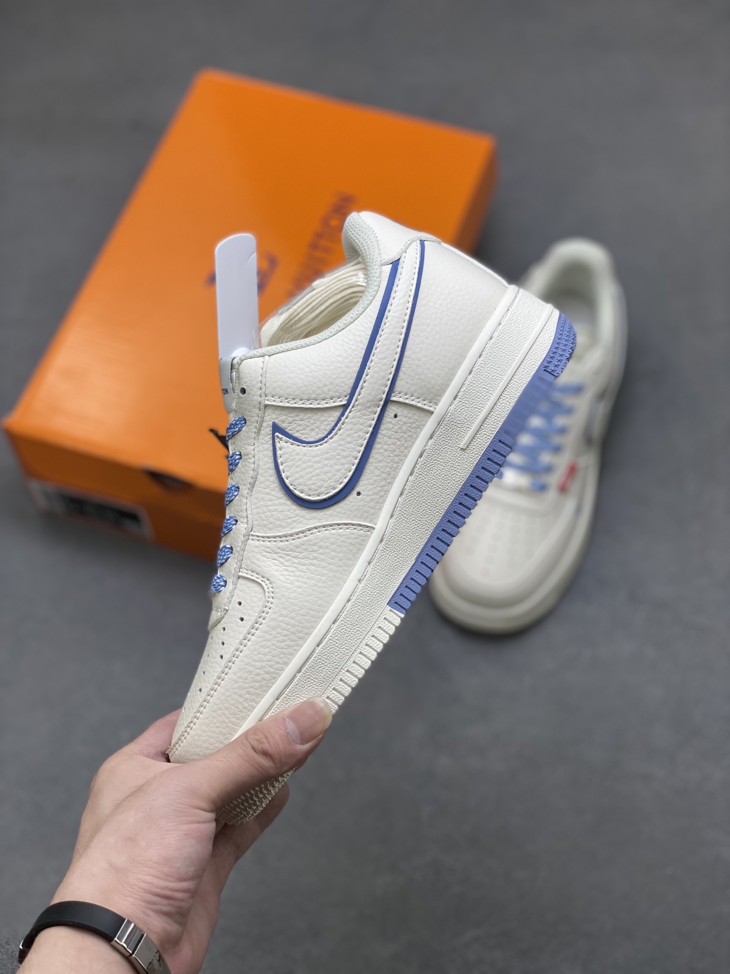 Nike Air Force 1 '07 Low Louis Vuitton Sneakers - Limited Edition 4 i1751225254340 1340 0 2