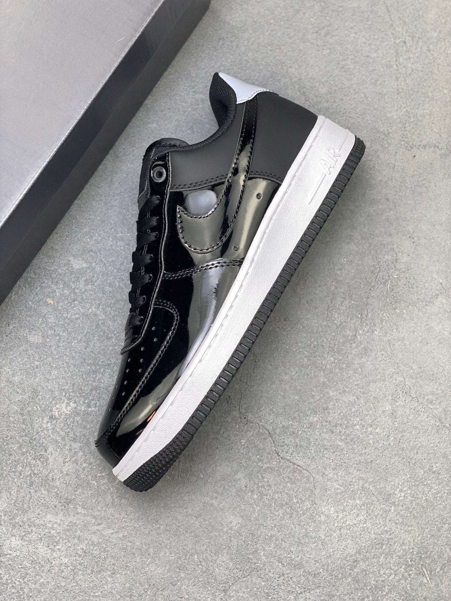 Nike Air Force 1 '07 Low Black Patent Leather Casual Sneakers AH6827-001 8 i1751309184110 1945 0 6