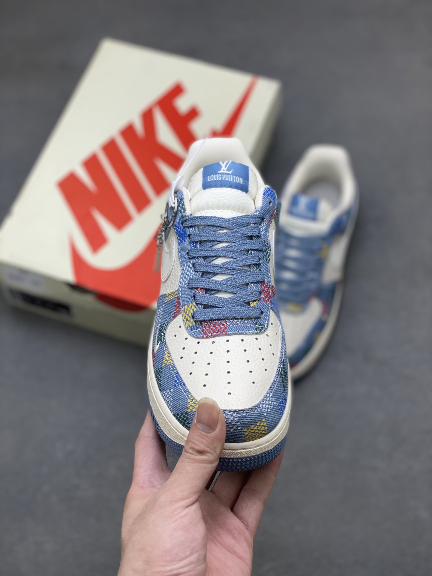 Nike Air Force 1 '07 Low Louis Vuitton Edition Sneakers - Limited Release 3 i1751309358670 7339 0 1