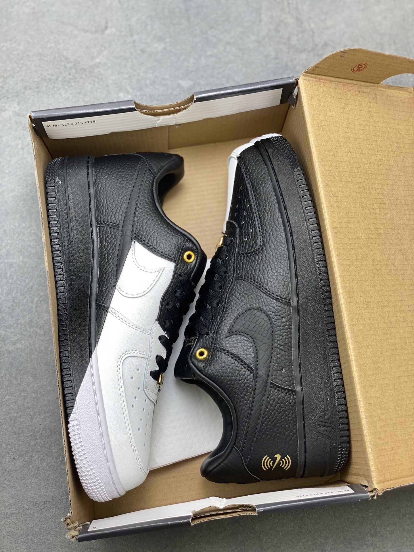 Nike Air Force 1 '07 Low Black Leather Sneakers - Limited Edition 10 i1751309491088 7705 0 8