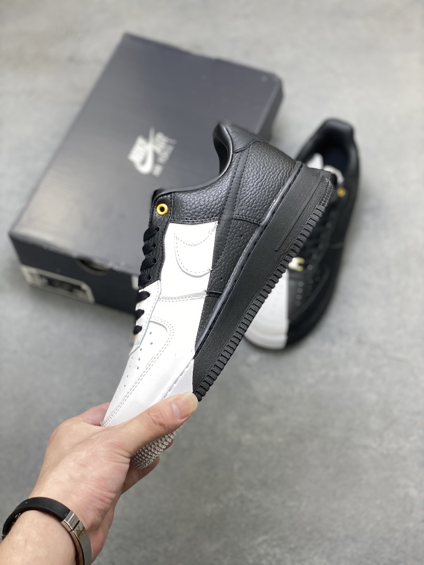 Nike Air Force 1 '07 Low Black Leather Sneakers - Limited Edition 4 i1751309493189 2012 0 2