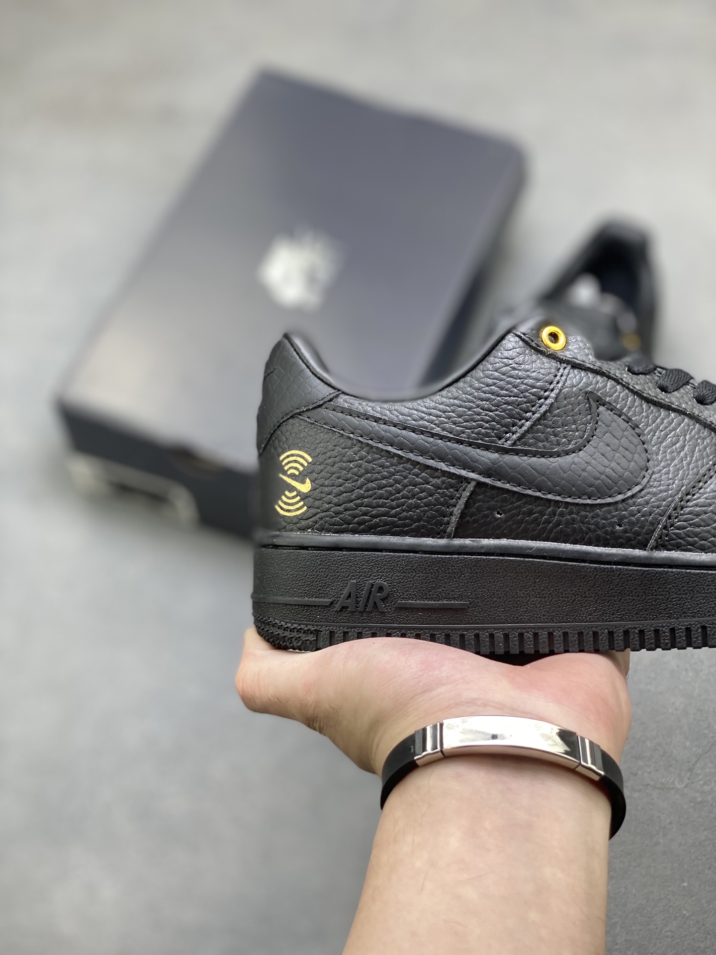 Nike Air Force 1 '07 Low Black Leather Sneakers - Limited Edition 6 i1751309497398 9857 0 4