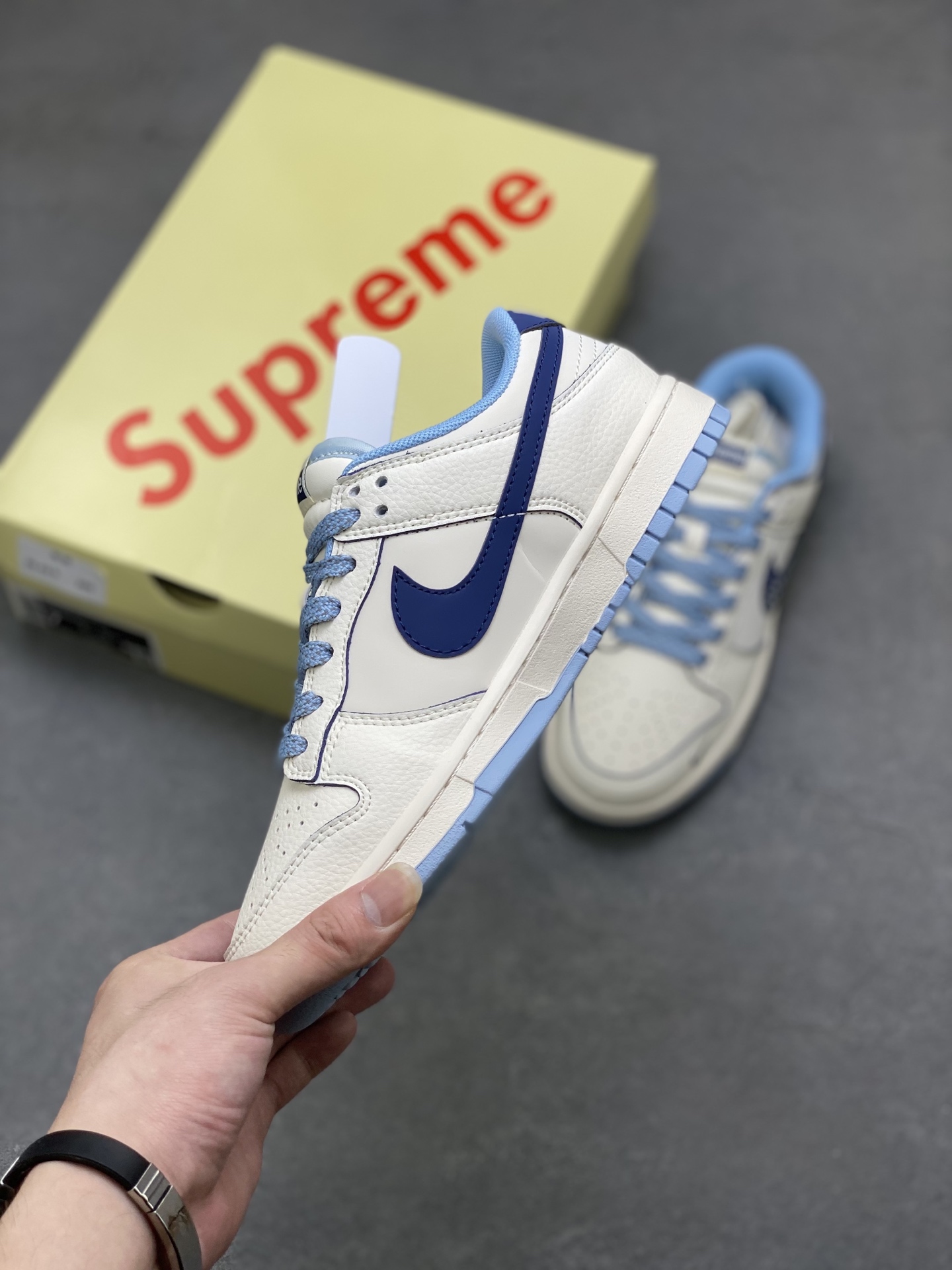 Nike SB Dunk Low Supreme Collab Sneakers Cream/Blue - Premium Quality 3 i1751399025264 8204 0 2