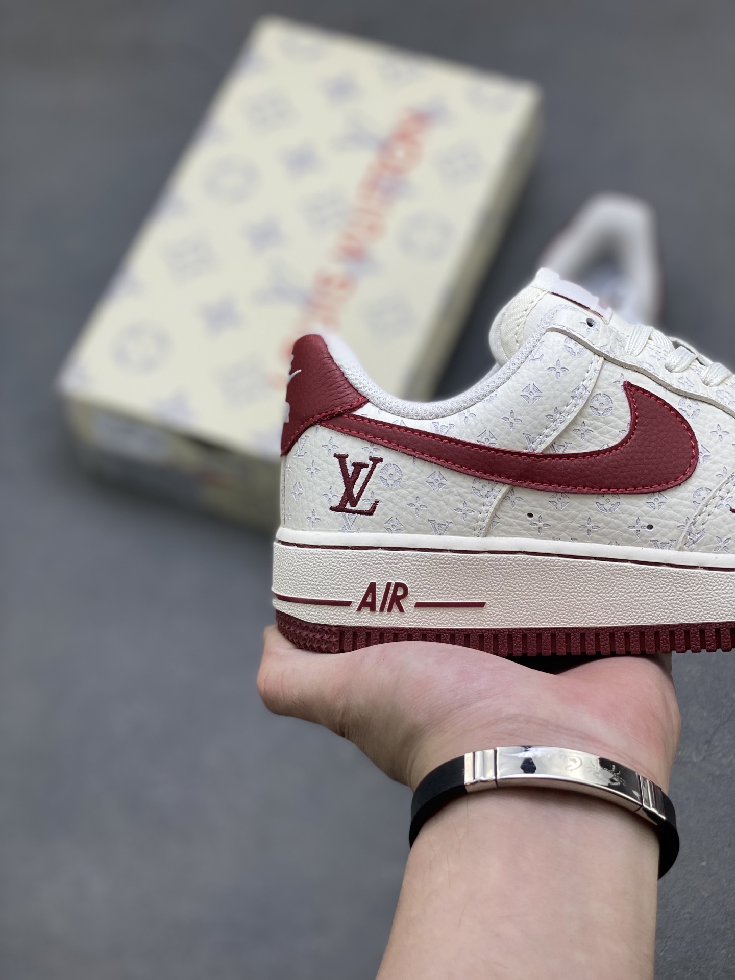 Nike Air Force 1 '07 Low Louis Vuitton Collab White Red Sneakers 6 i1751486018254 3458 0 4