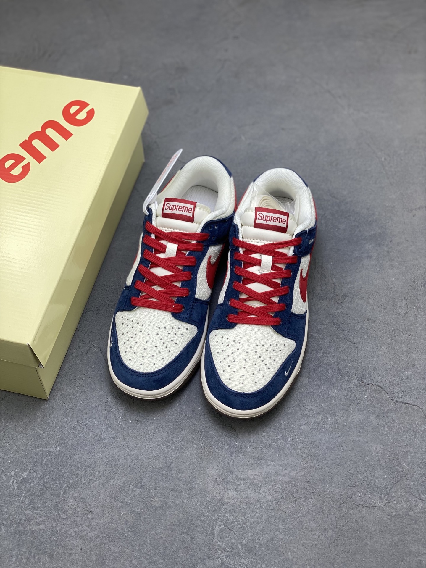 Nike SB Dunk Low x Supreme Blue White Red, Premium Quality, Comfortable Fit 8 i1751487431054 9333 0 7